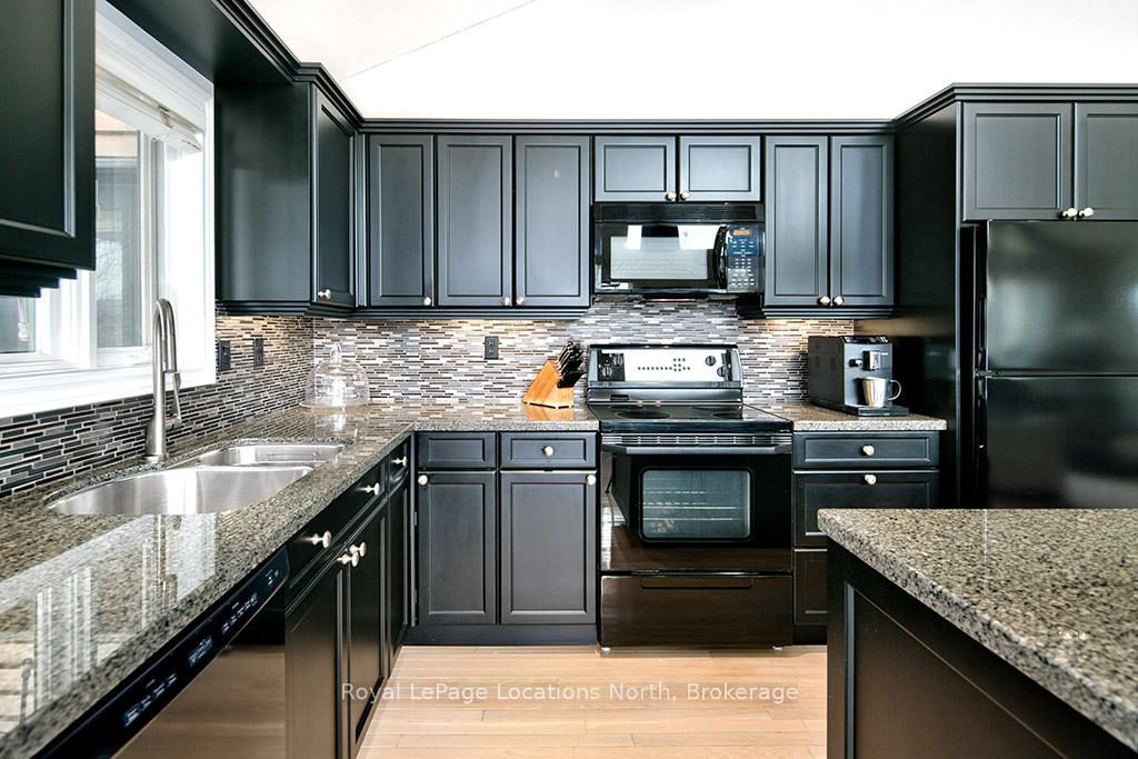 Photo 17 of 112 Amik Court, Grey Highlands — HOMEH