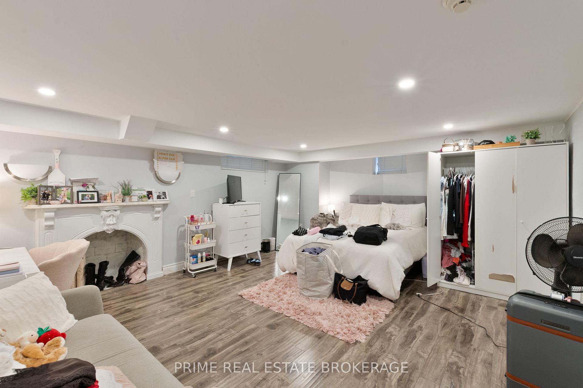 Photo 33 of 290 Huron Street, London, East B — HOMEH