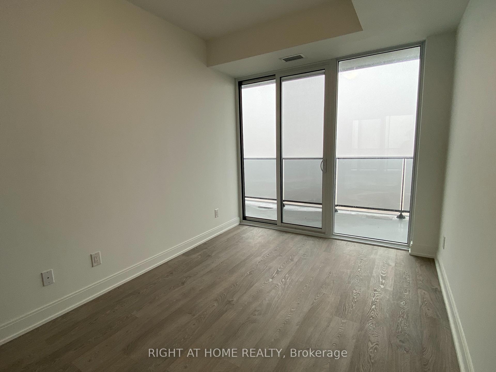 Photo 11 of Unit 1610, 70 Annie Craig Drive, Etobicoke, Mimico — HOMEH