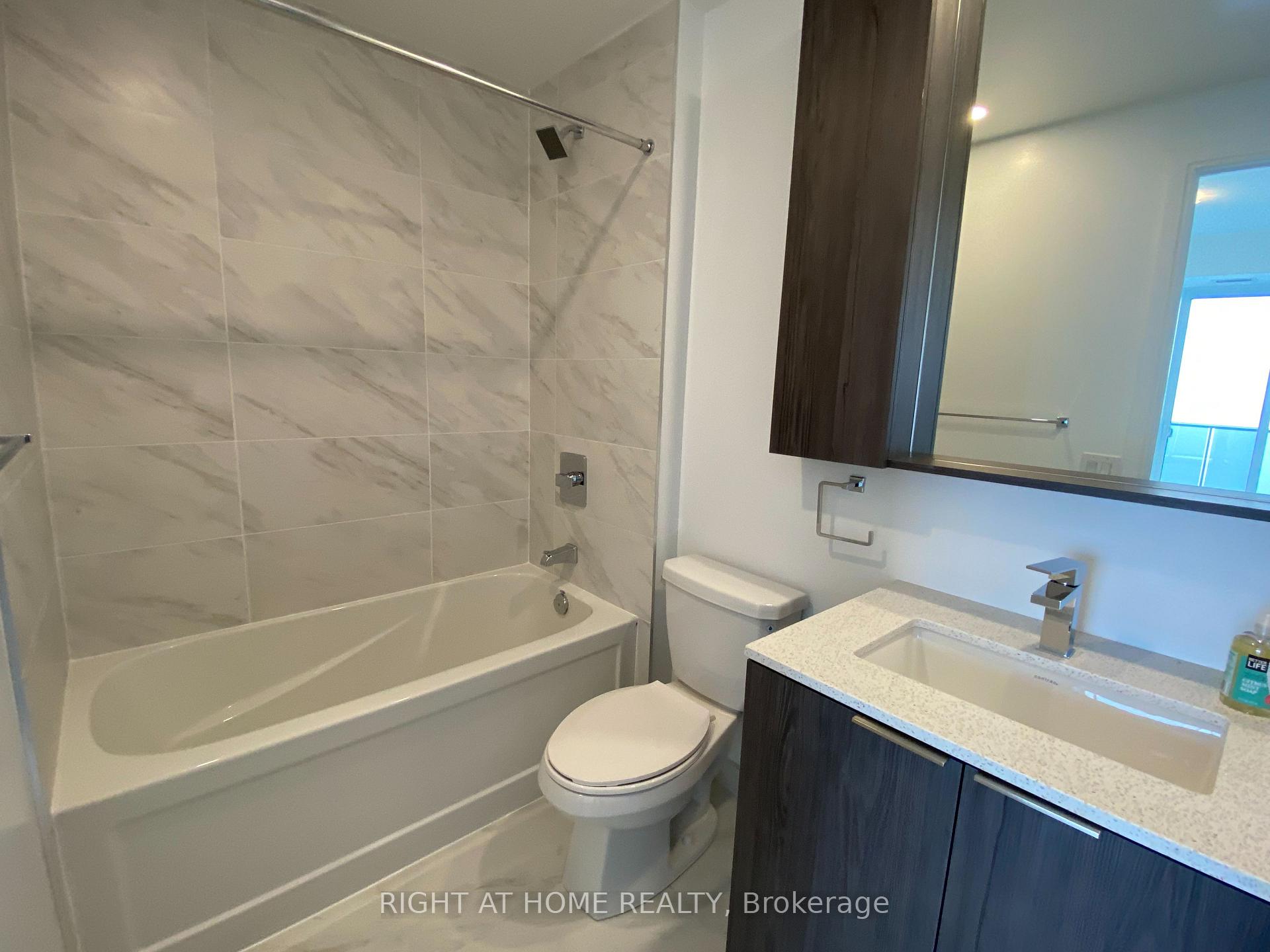 Photo 12 of Unit 1610, 70 Annie Craig Drive, Etobicoke, Mimico — HOMEH