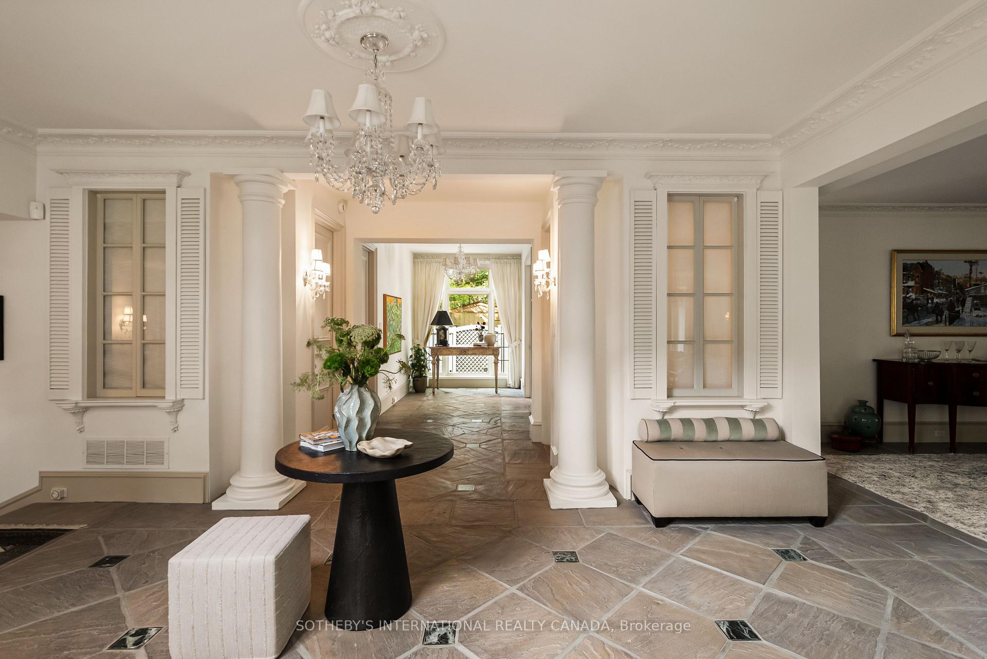 Photo 8 of 12 Forest Glen Crescent, North York, Bridle Path-Sunnybrook-York Mills — HOMEH