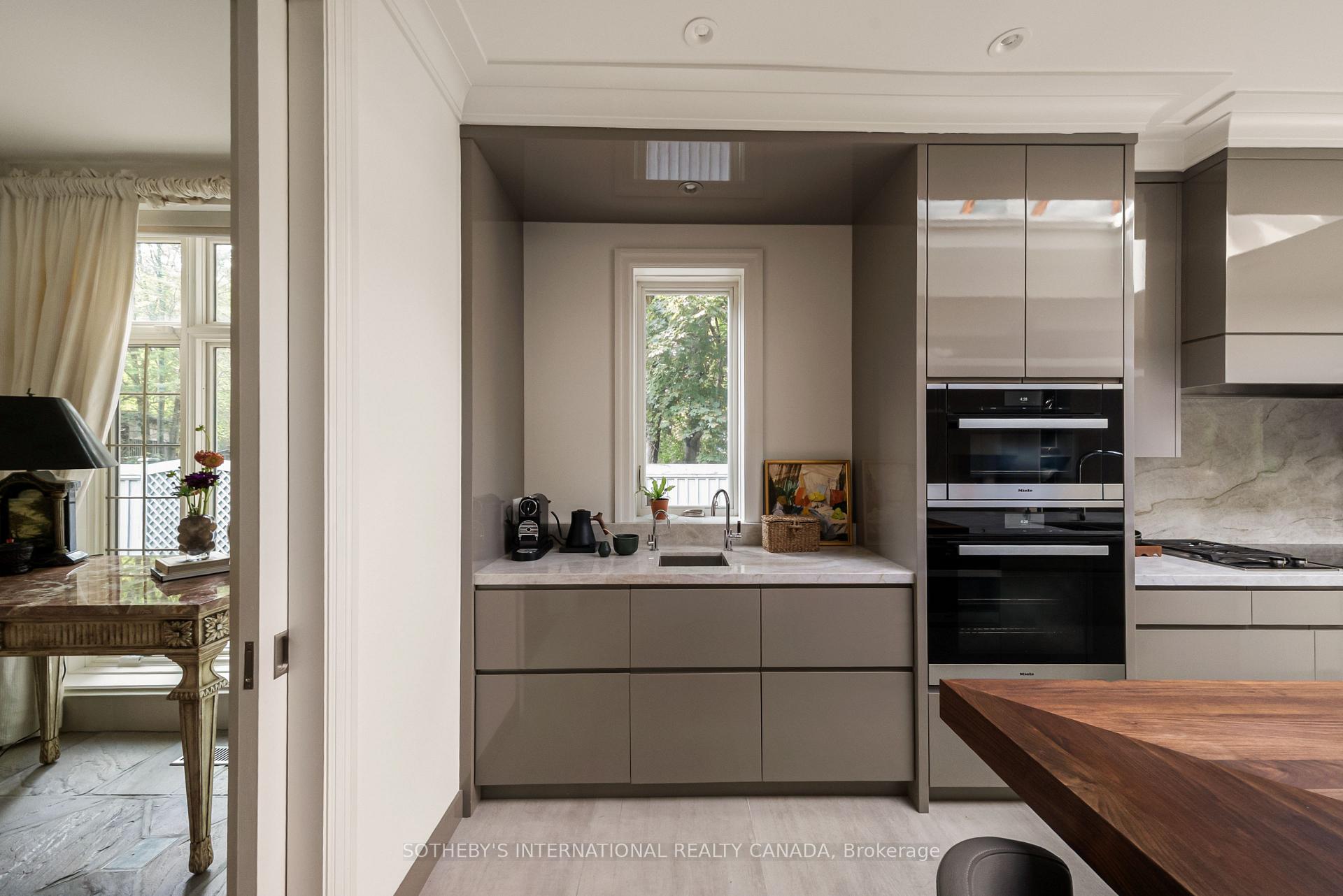 Photo 22 of 12 Forest Glen Crescent, North York, Bridle Path-Sunnybrook-York Mills — HOMEH