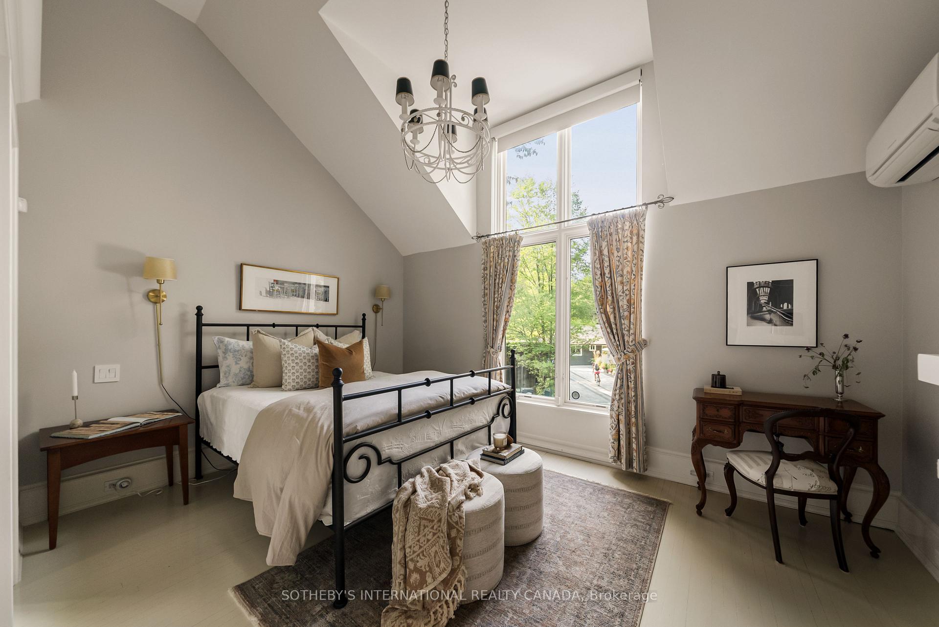 Photo 36 of 12 Forest Glen Crescent, North York, Bridle Path-Sunnybrook-York Mills — HOMEH
