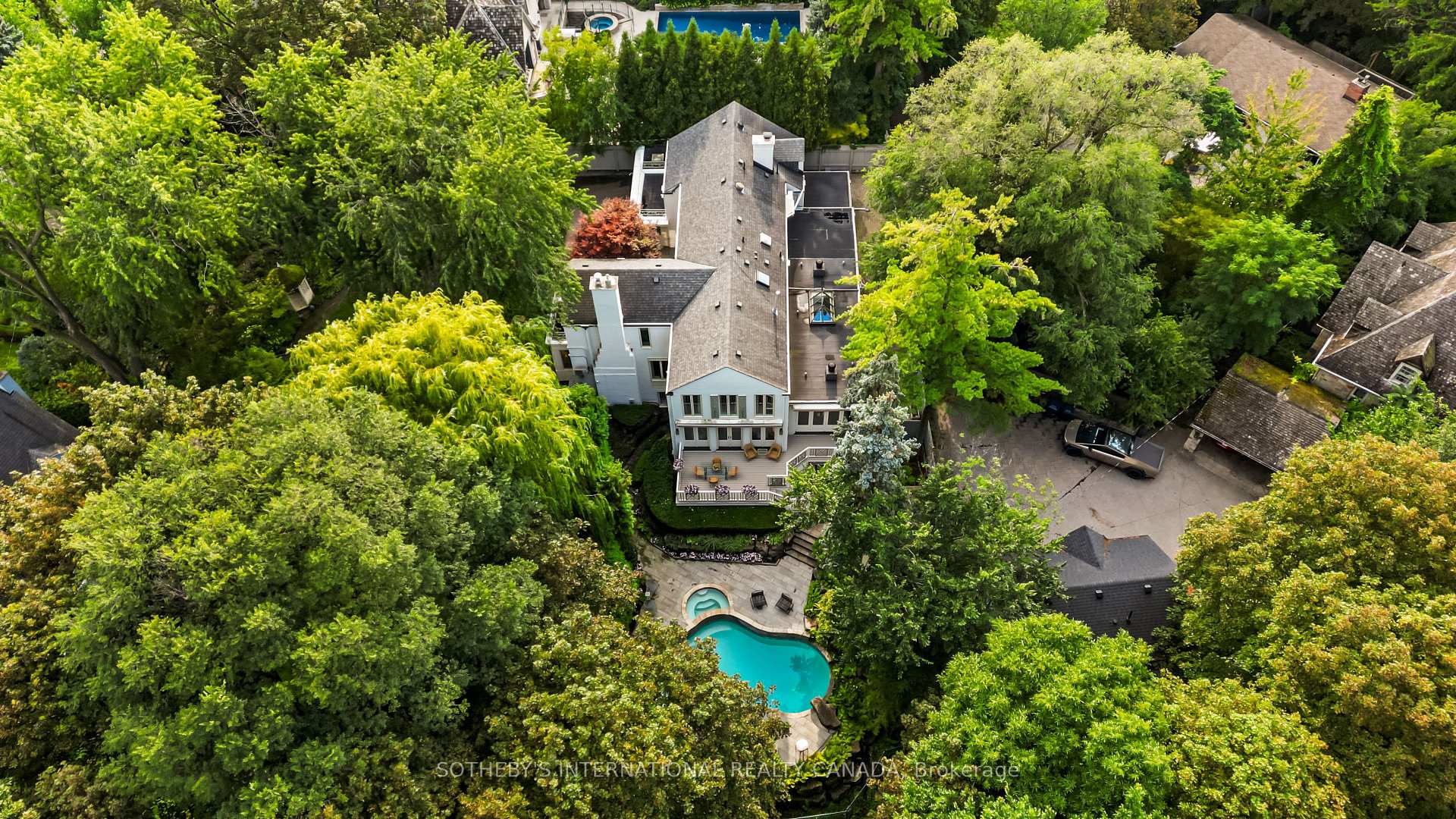 Photo 44 of 12 Forest Glen Crescent, North York, Bridle Path-Sunnybrook-York Mills — HOMEH