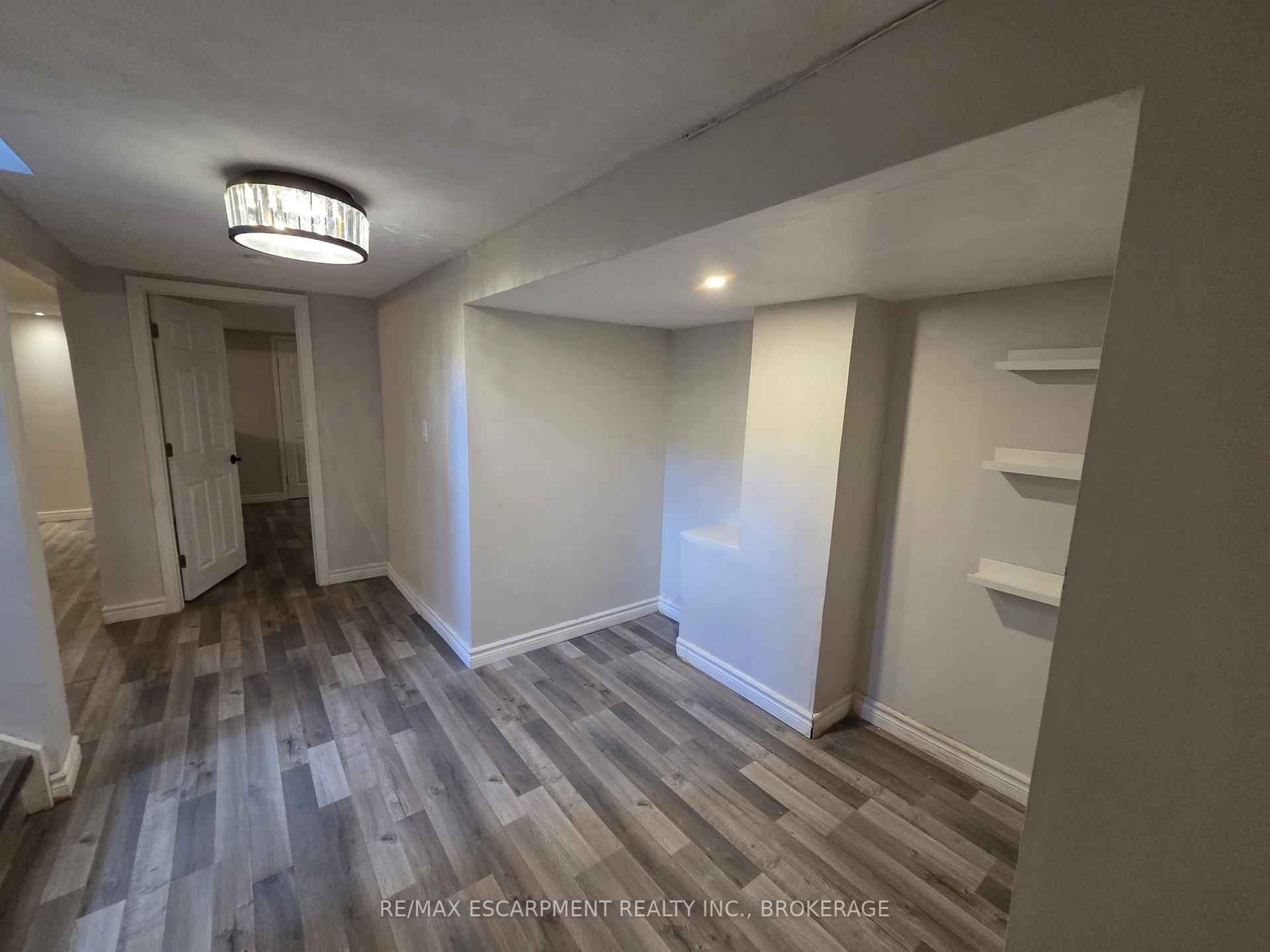 Photo 3 of Unit Lower, 32 Birchpark Drive, Grimsby, Grimsby Beach — HOMEH