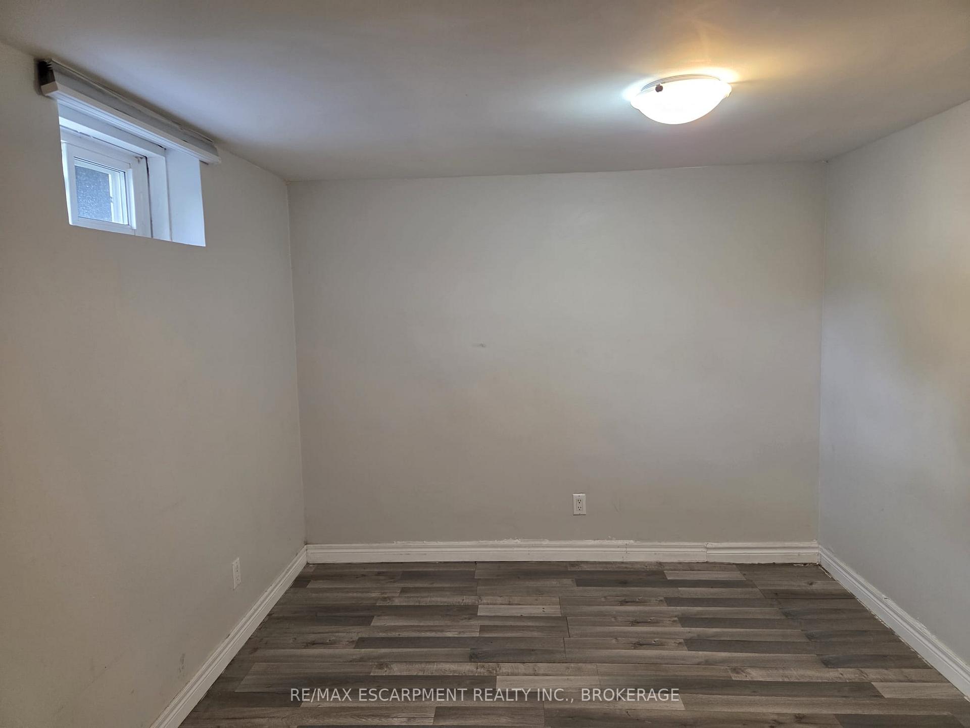 Photo 11 of Unit Lower, 32 Birchpark Drive, Grimsby, Grimsby Beach — HOMEH