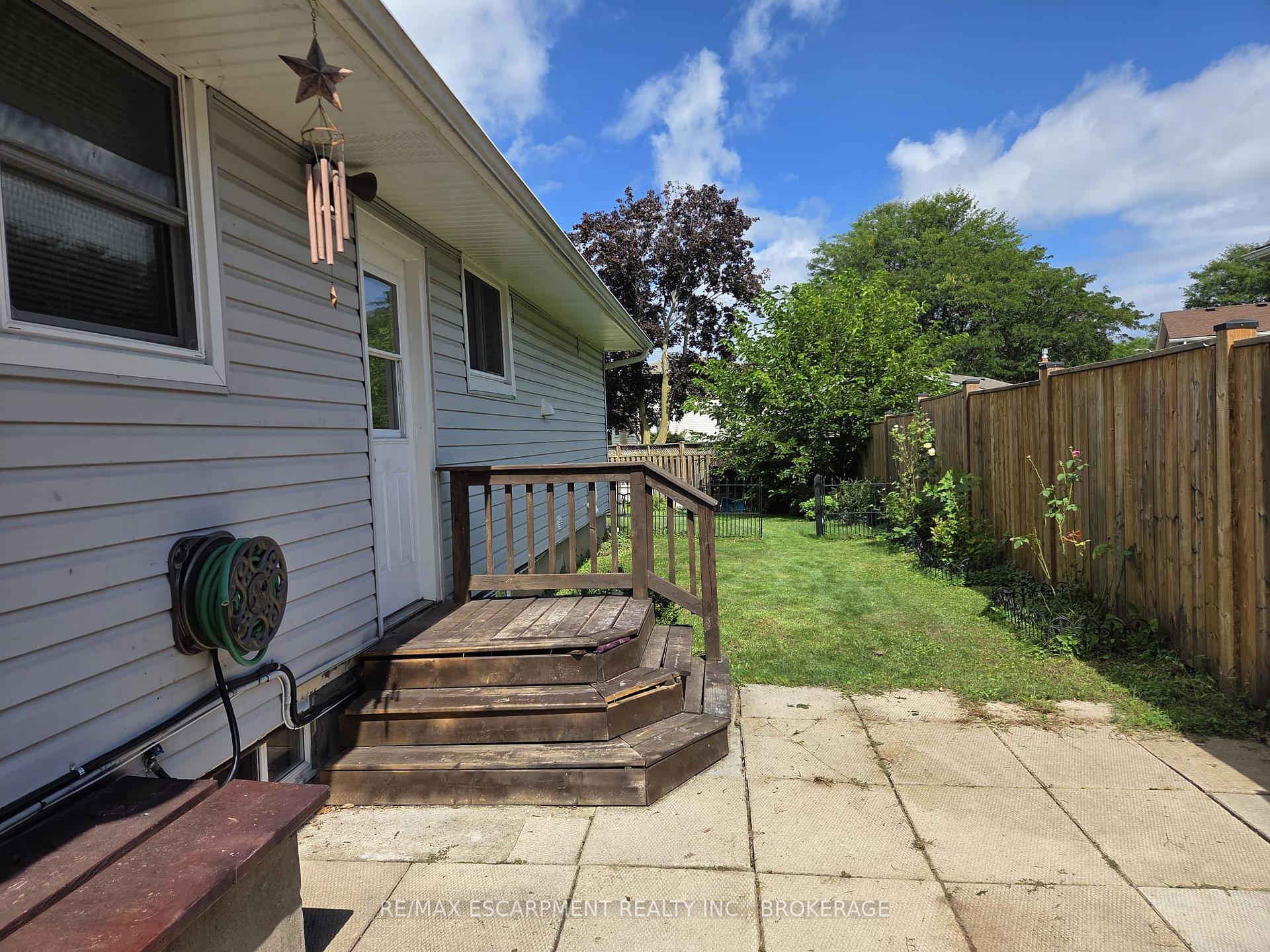 Photo 14 of Unit Lower, 32 Birchpark Drive, Grimsby, Grimsby Beach — HOMEH