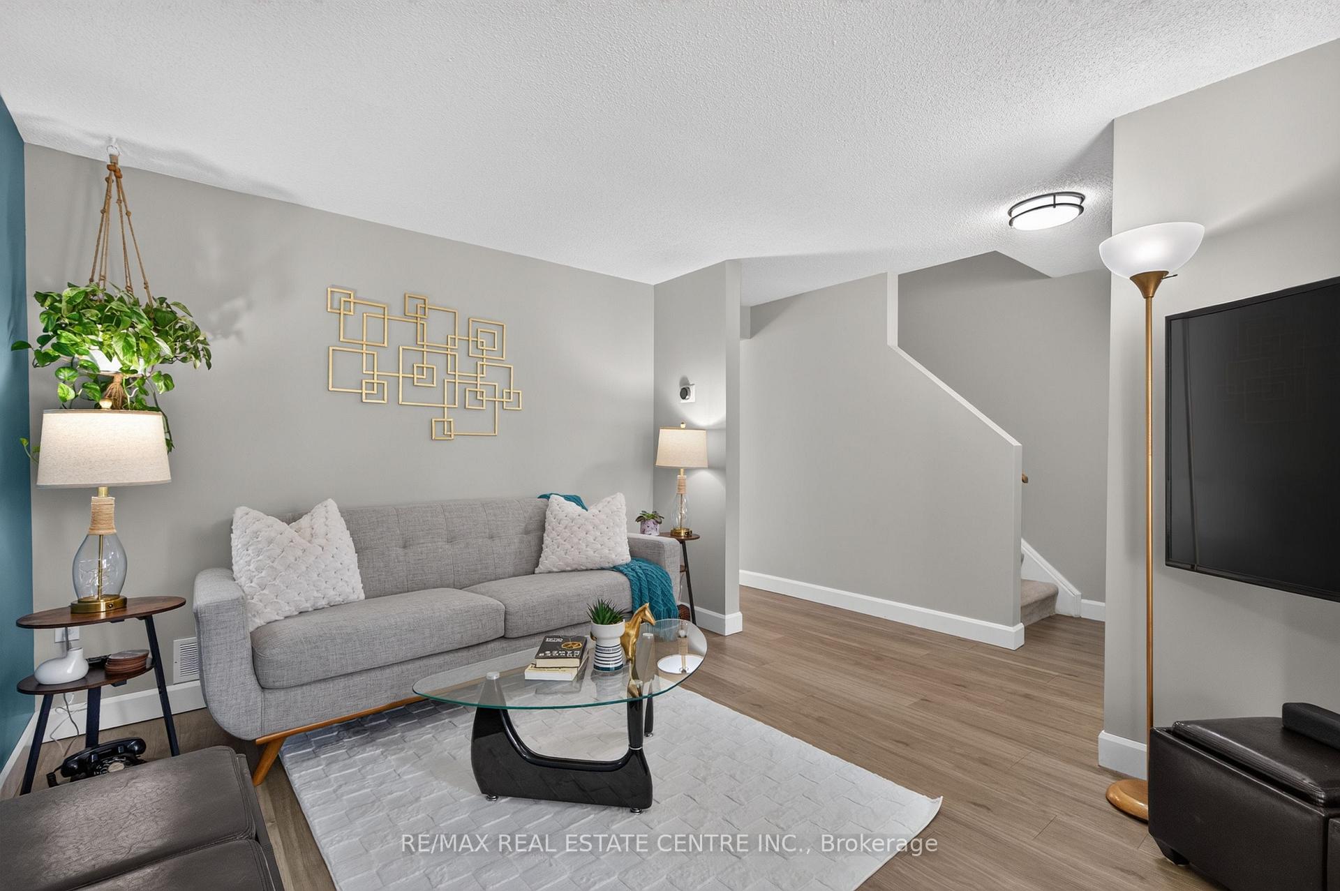 Photo 7 of Unit 62, 180 Marksam Road, Guelph, Willow West/Sugarbush/West Acres — HOMEH
