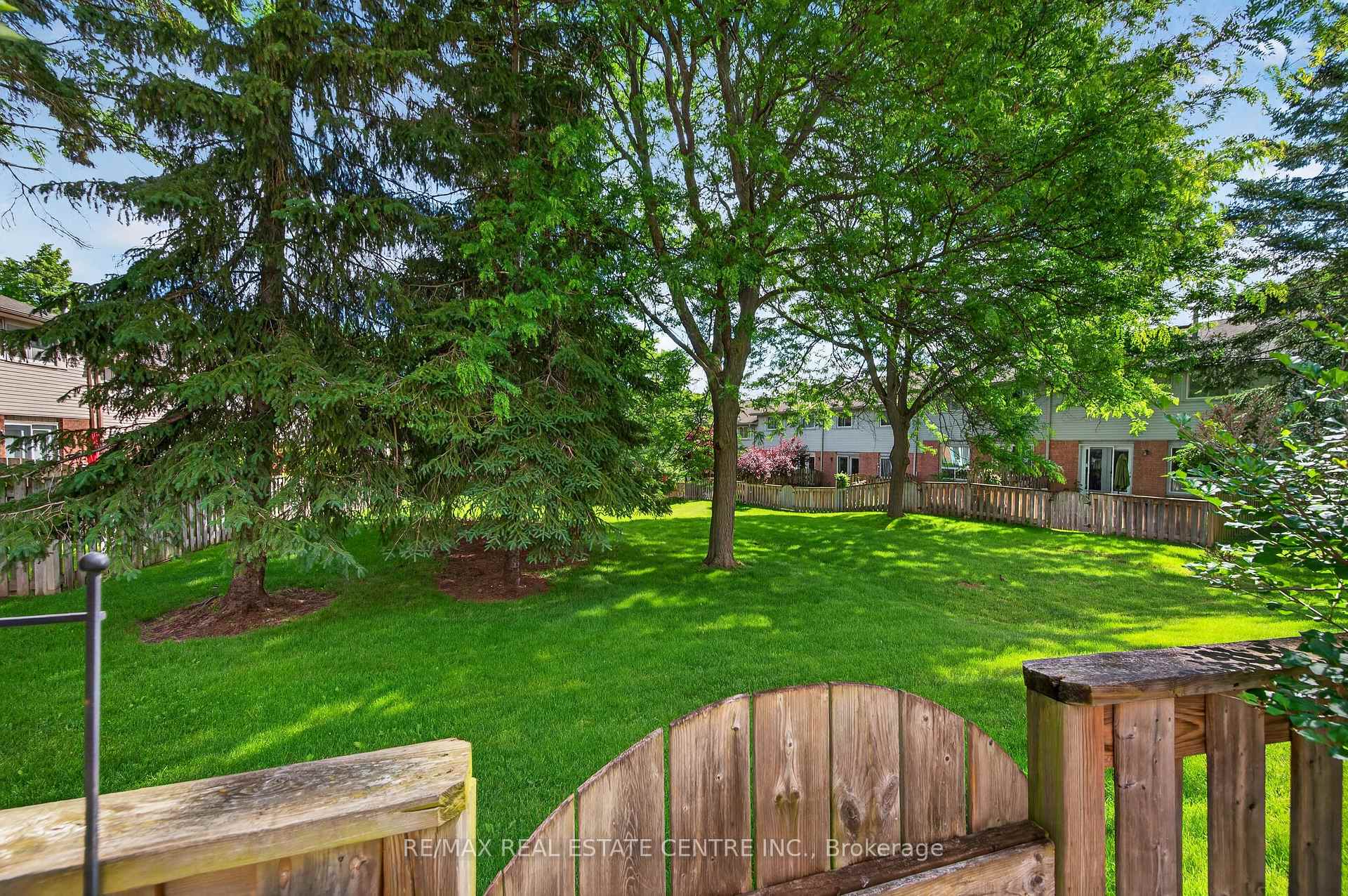 Photo 31 of Unit 62, 180 Marksam Road, Guelph, Willow West/Sugarbush/West Acres — HOMEH