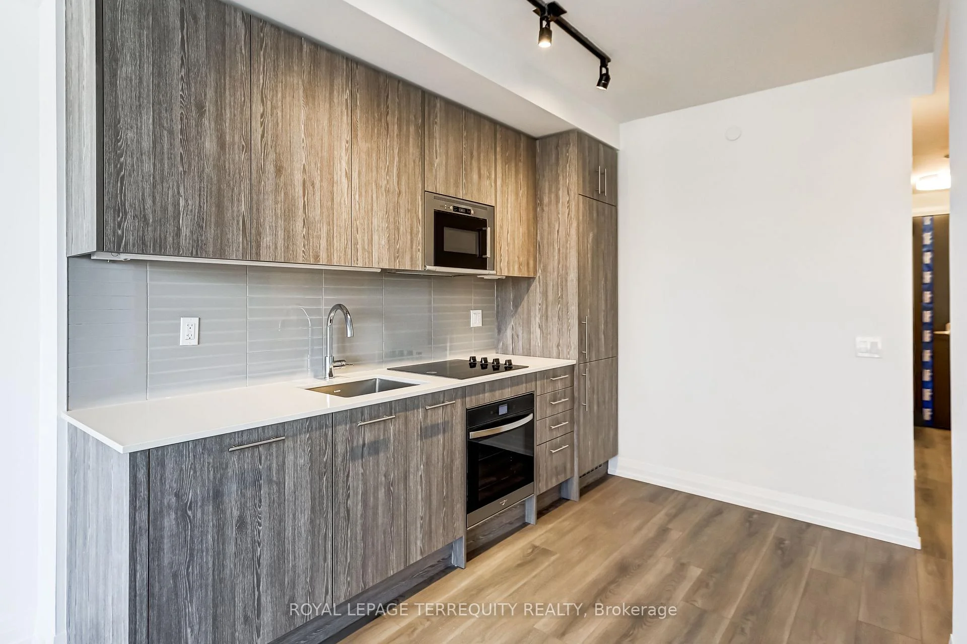 Photo 22 of Unit 1906, 286 Main Street, Toronto, Danforth — HOMEH