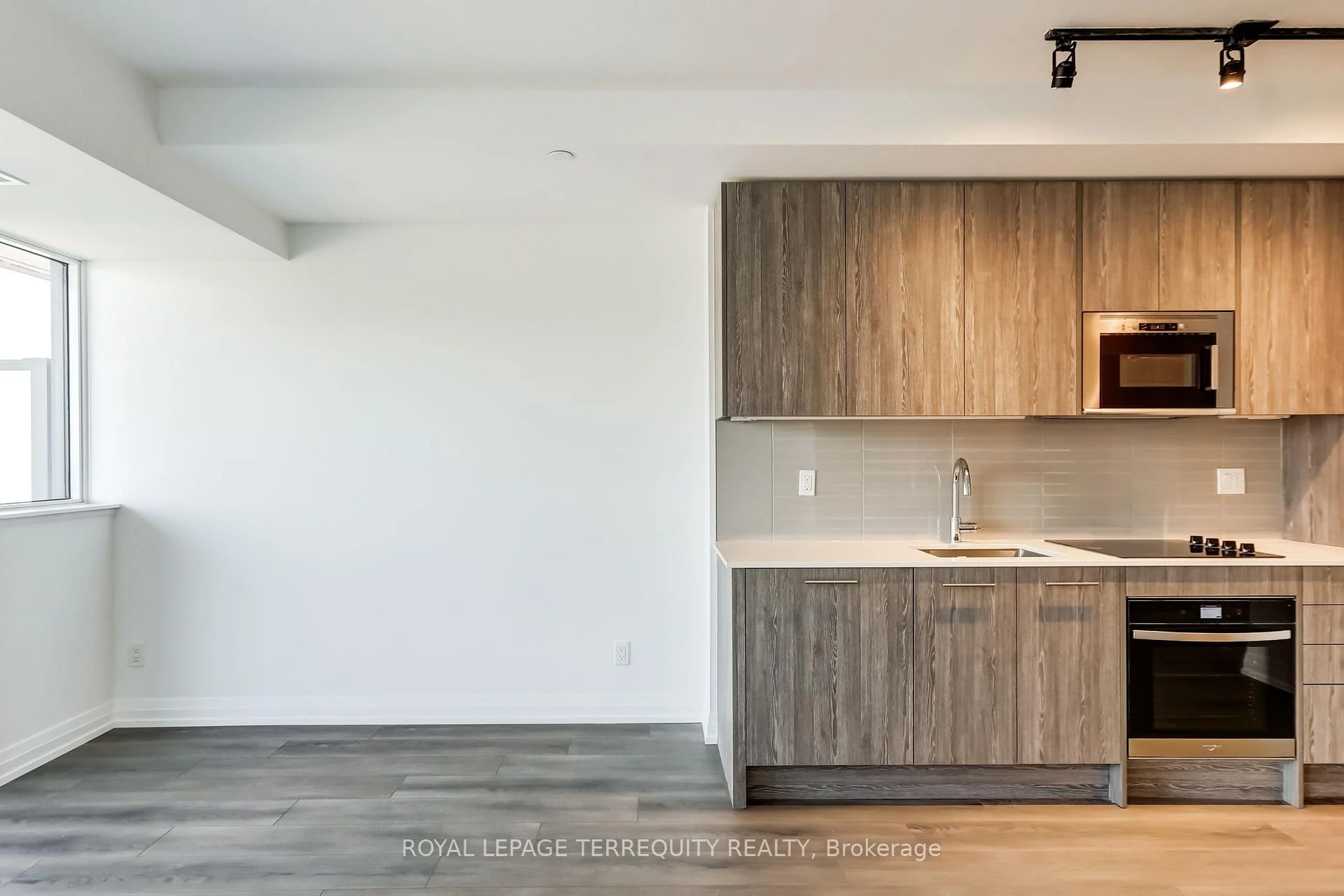 Photo 30 of Unit 1906, 286 Main Street, Toronto, Danforth — HOMEH