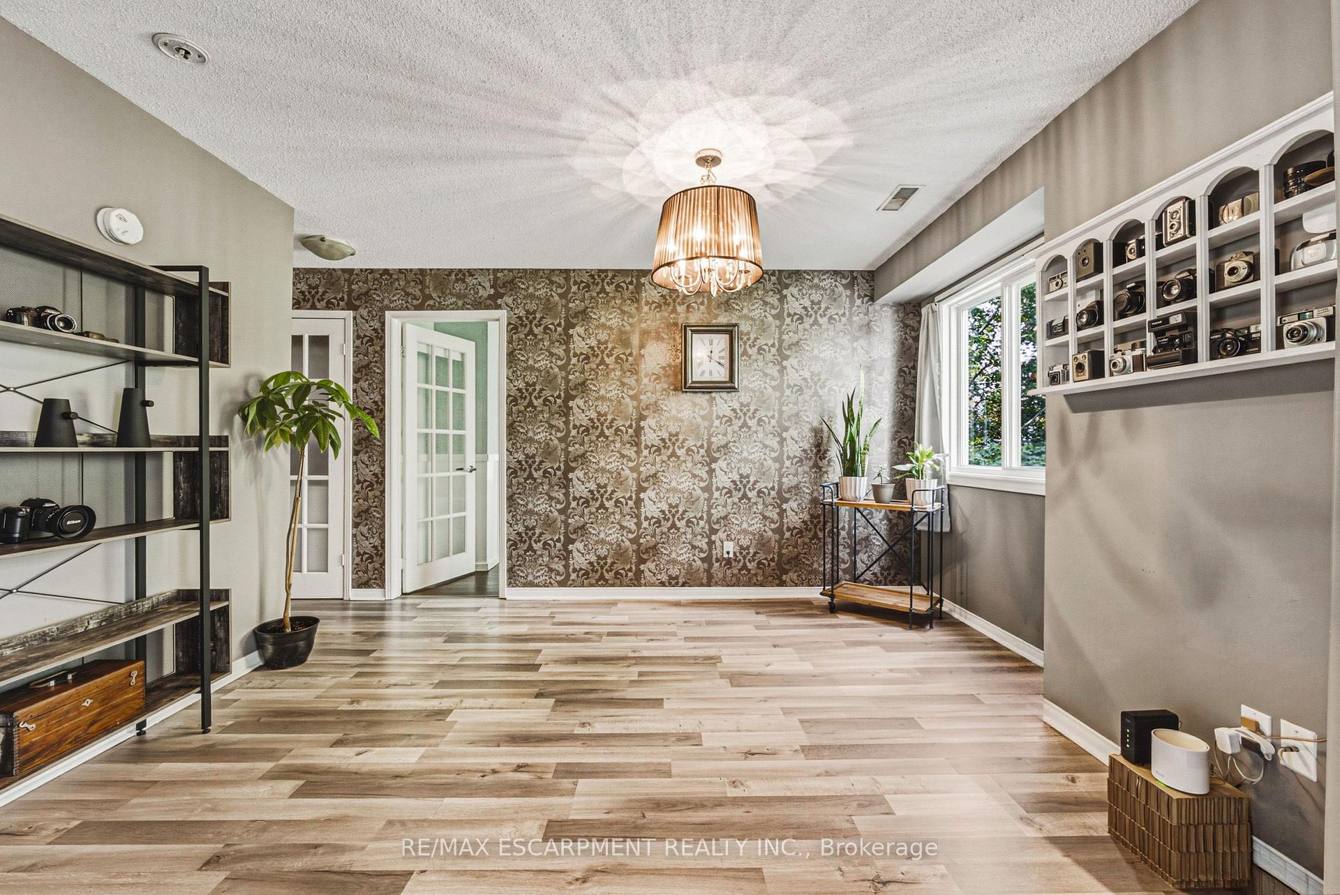 Photo 11 of Unit 88, 2530 Northampton Boulevard, Burlington, Headon — HOMEH