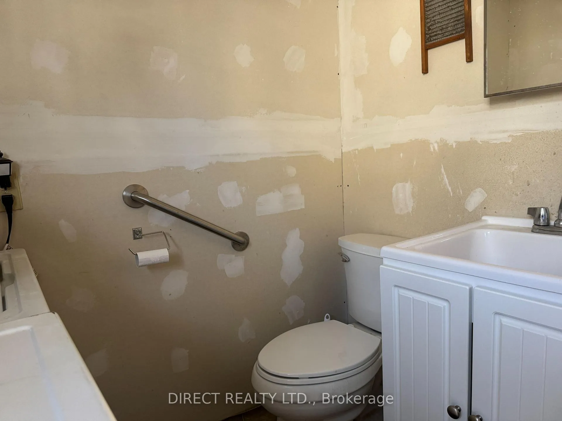 Photo 18 of 55 Stanley Street, Quinte West, Trenton Ward — HOMEH