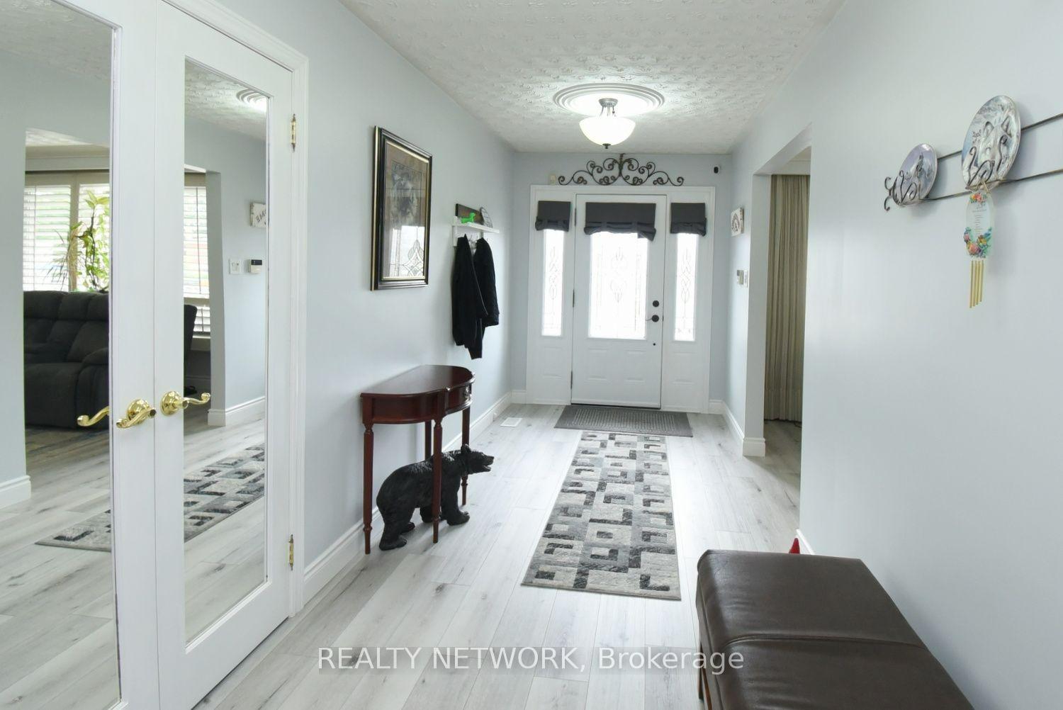 Photo 7 of 104 Glen Cannon Drive, Hamilton, Stoney Creek — HOMEH