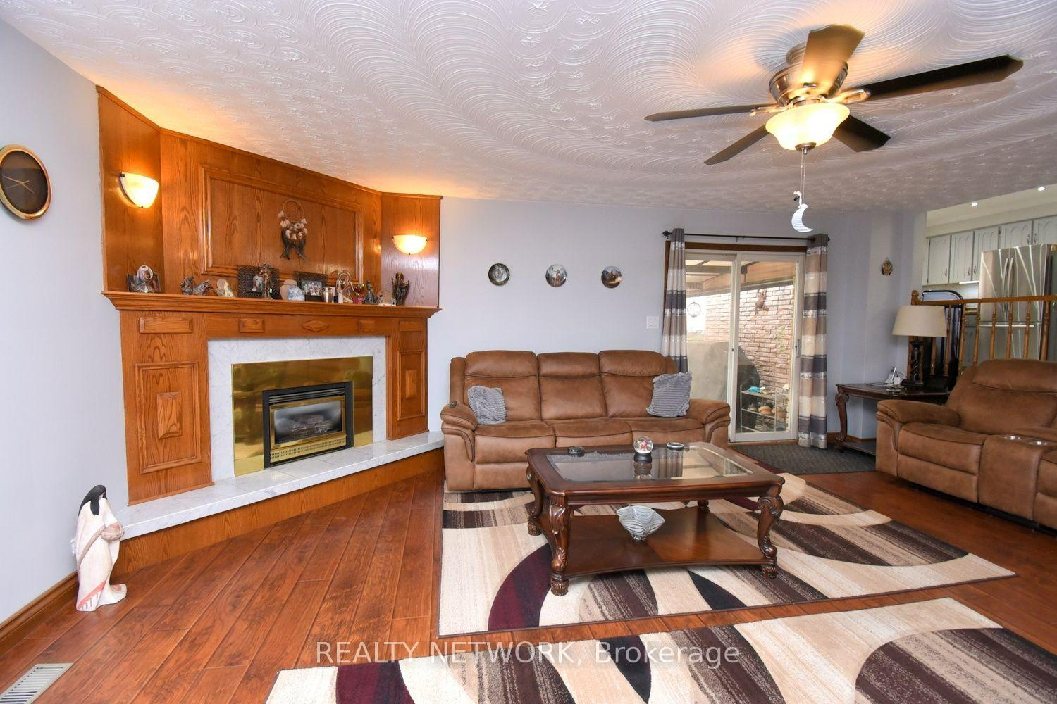 Photo 12 of 104 Glen Cannon Drive, Hamilton, Stoney Creek — HOMEH
