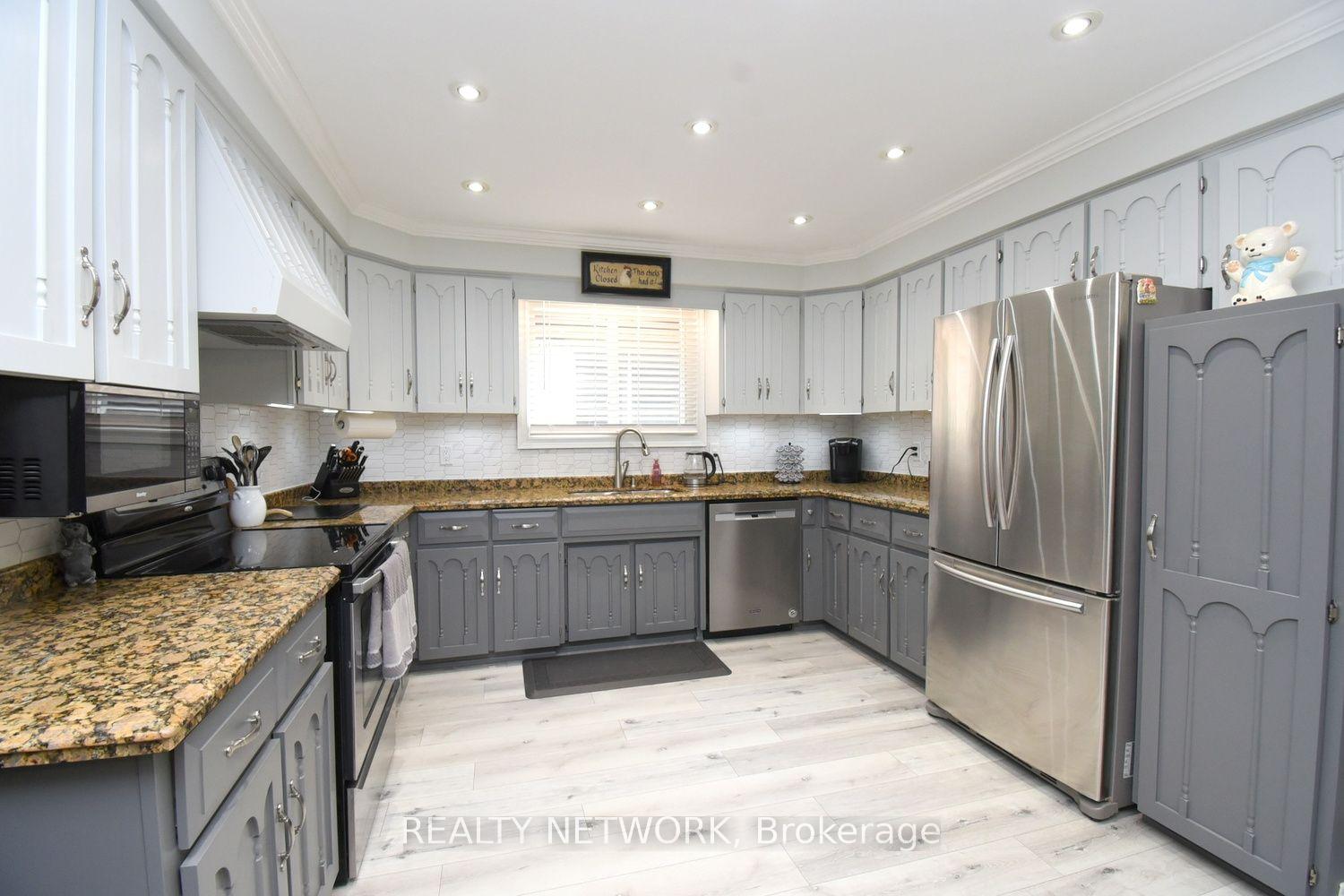 Photo 15 of 104 Glen Cannon Drive, Hamilton, Stoney Creek — HOMEH