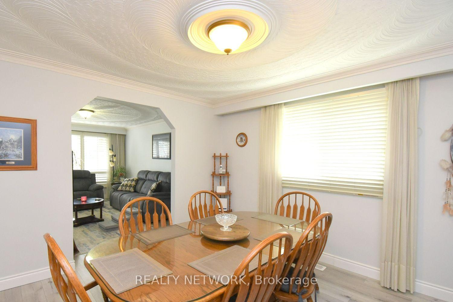 Photo 19 of 104 Glen Cannon Drive, Hamilton, Stoney Creek — HOMEH
