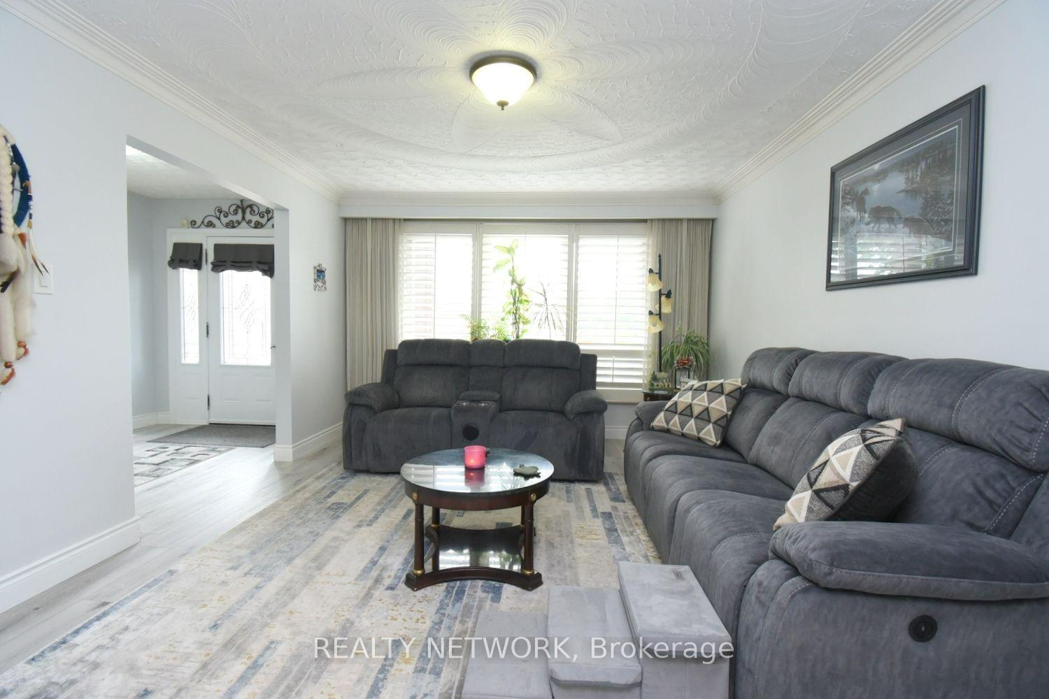 Photo 21 of 104 Glen Cannon Drive, Hamilton, Stoney Creek — HOMEH