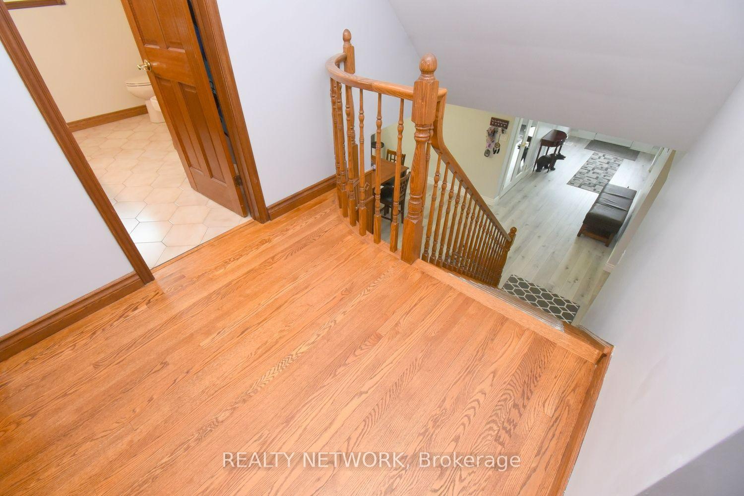 Photo 25 of 104 Glen Cannon Drive, Hamilton, Stoney Creek — HOMEH