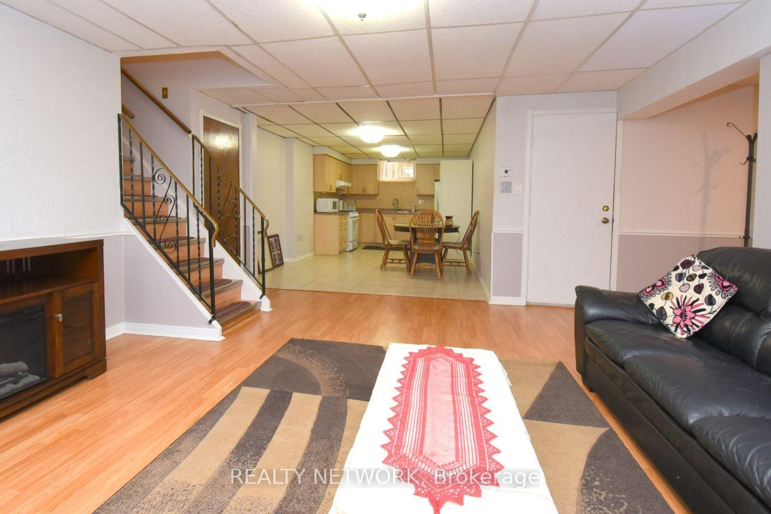 Photo 37 of 104 Glen Cannon Drive, Hamilton, Stoney Creek — HOMEH