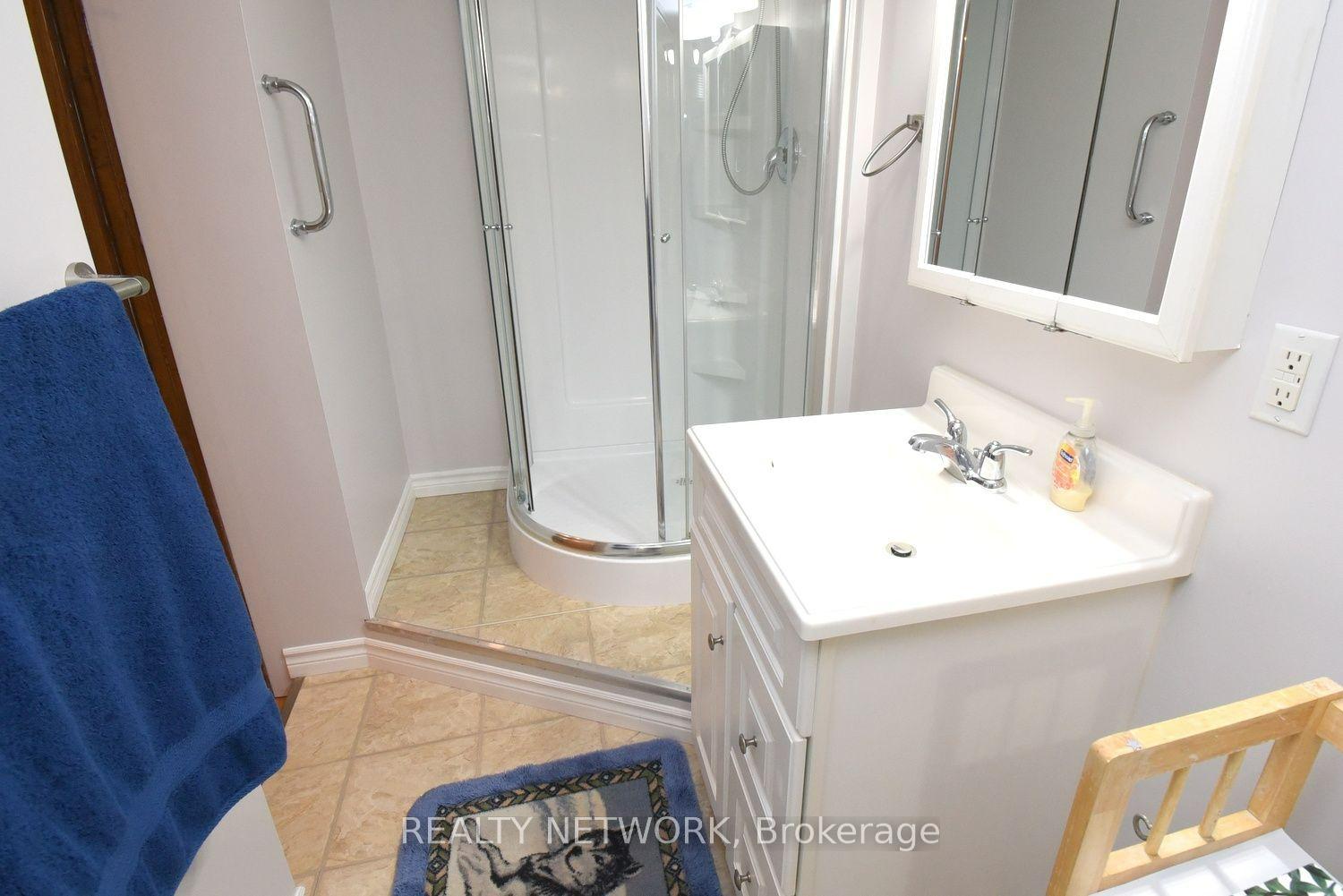 Photo 40 of 104 Glen Cannon Drive, Hamilton, Stoney Creek — HOMEH