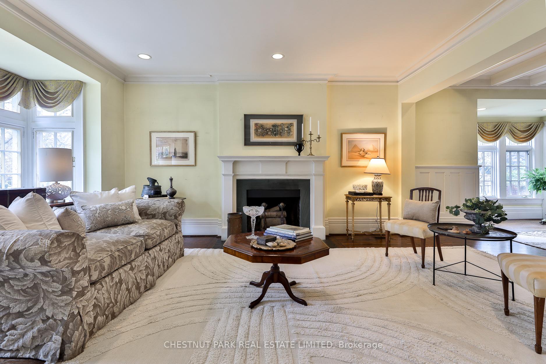 Photo 12 of 127 Roxborough Drive, Toronto, Rosedale-Moore Park — HOMEH