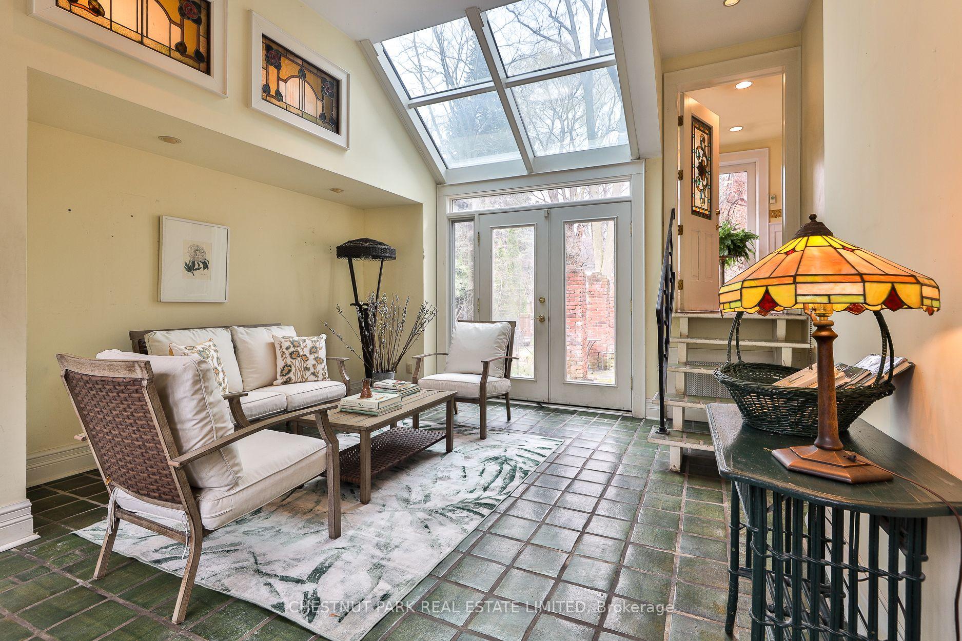Photo 18 of 127 Roxborough Drive, Toronto, Rosedale-Moore Park — HOMEH