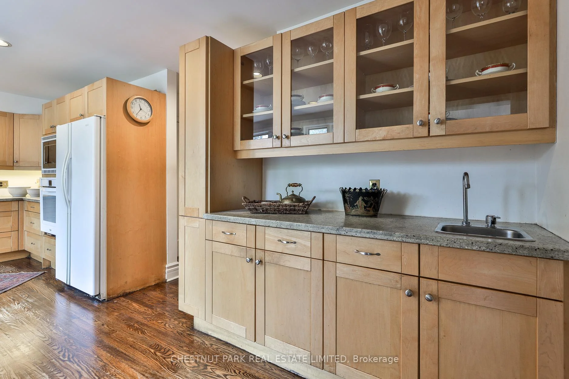 Photo 24 of 127 Roxborough Drive, Toronto, Rosedale-Moore Park — HOMEH