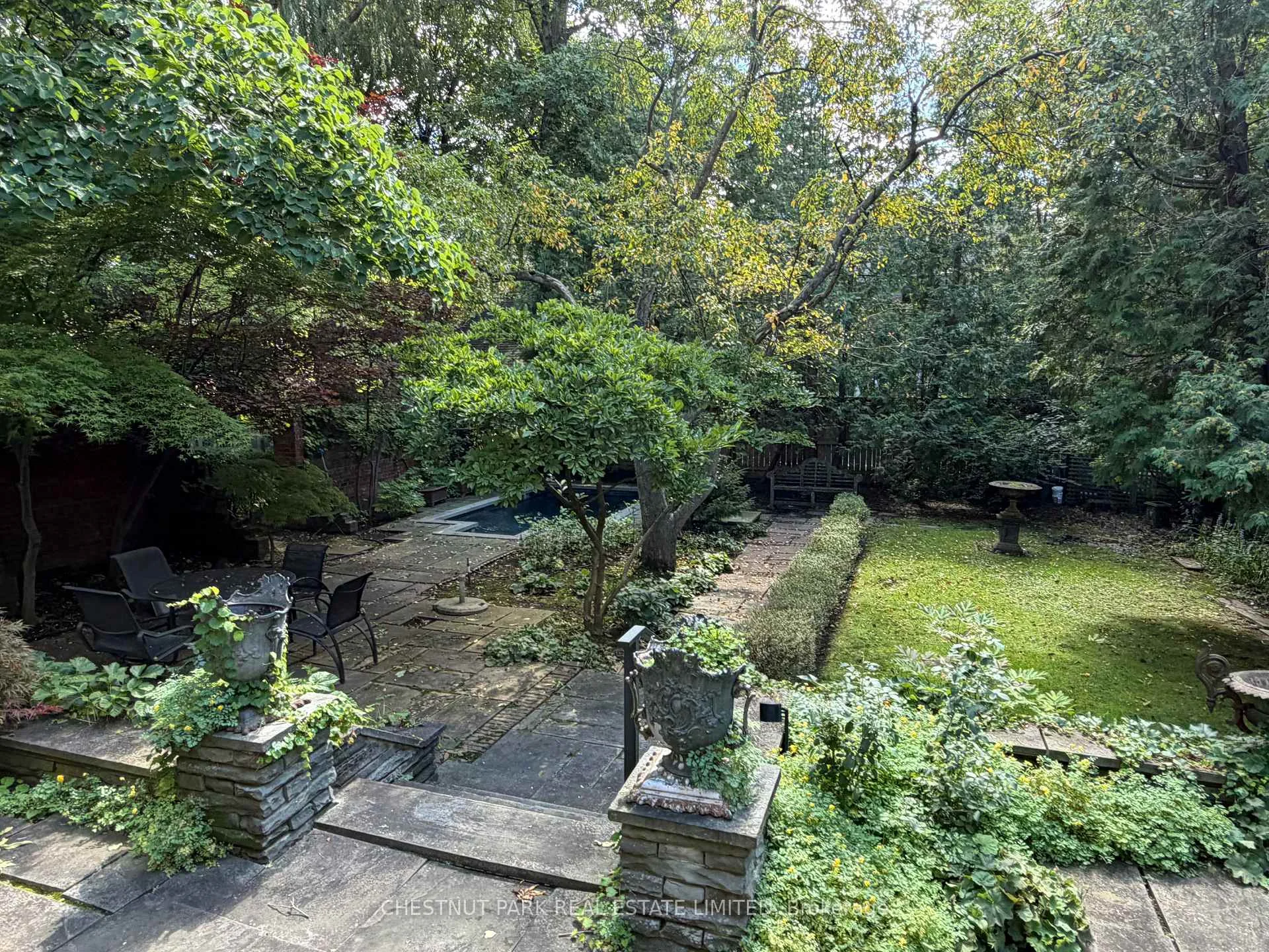 Photo 62 of 127 Roxborough Drive, Toronto, Rosedale-Moore Park — HOMEH