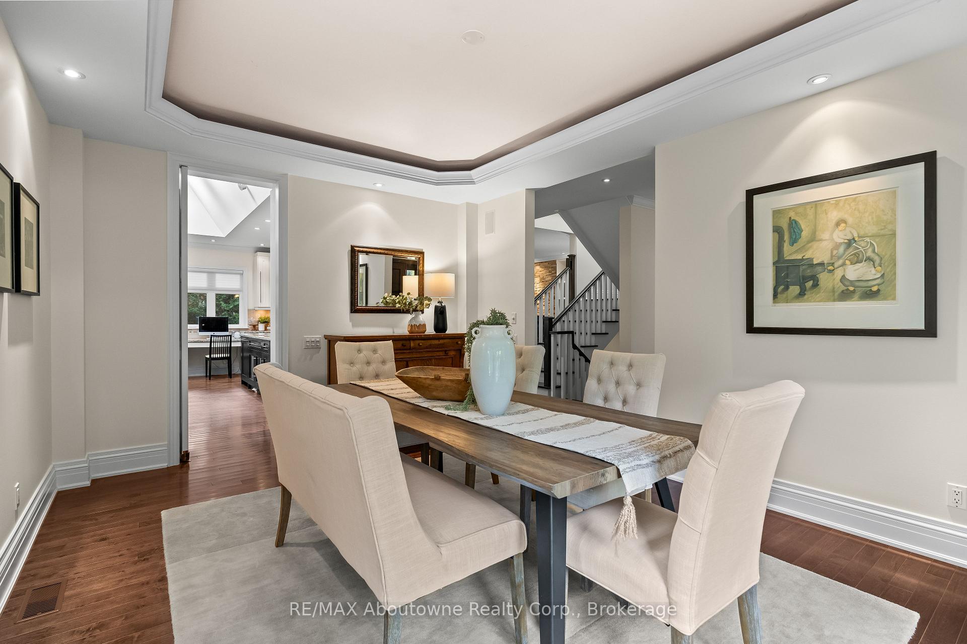 Photo 7 of 370 Christina Drive, Oakville, Southwest — HOMEH