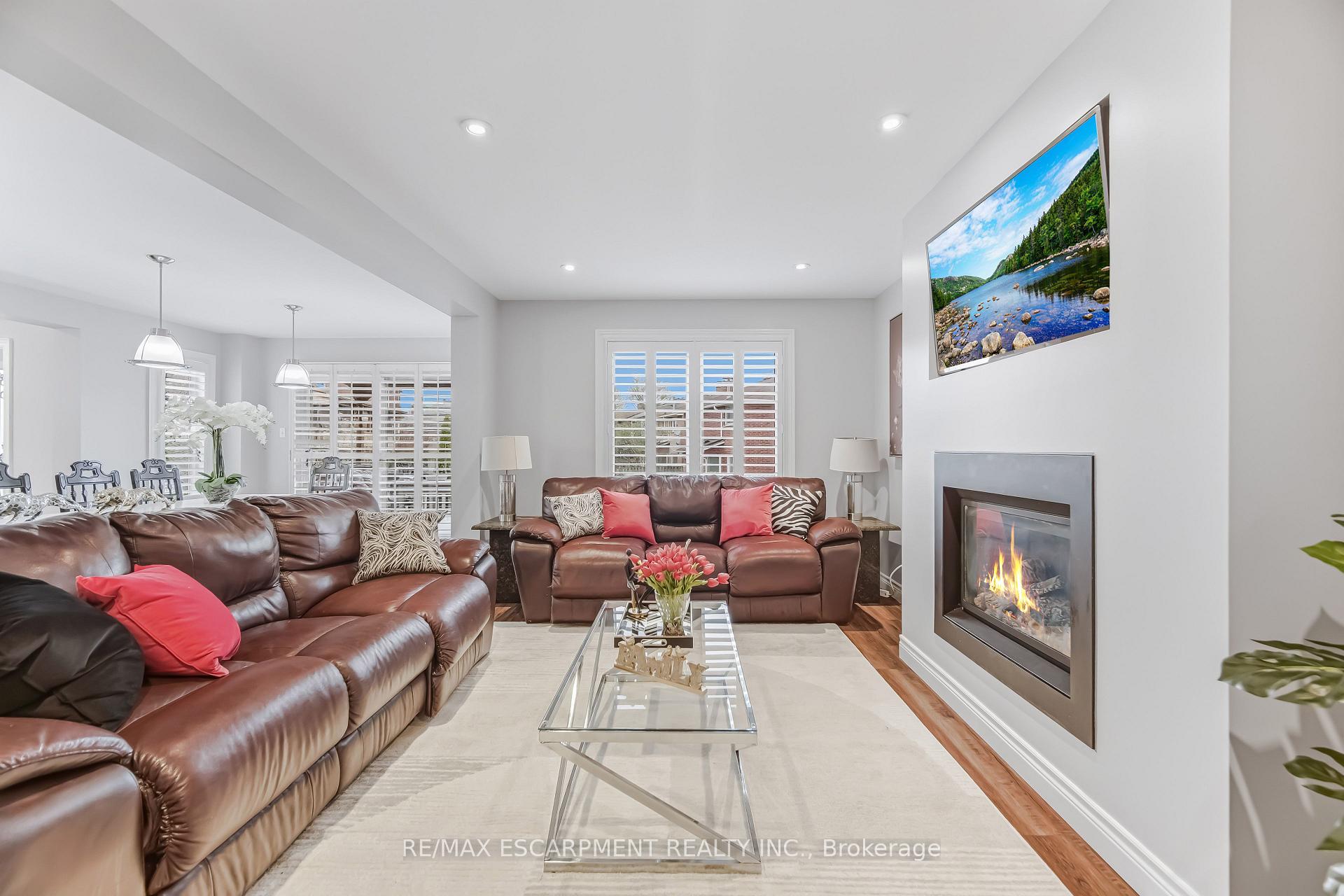 Photo 7 of 3332 Testimony Square, Mississauga, Fairview — HOMEH