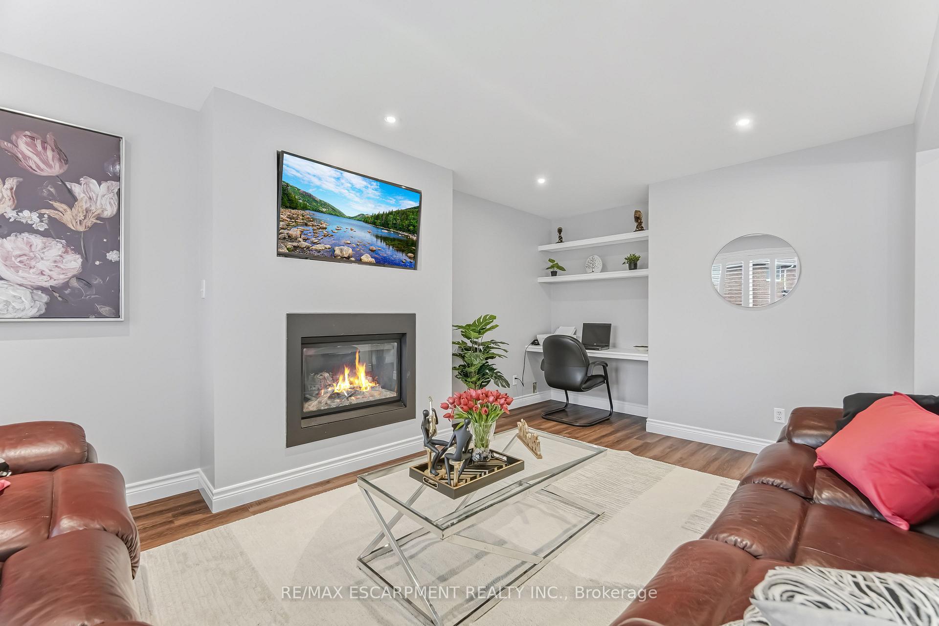 Photo 8 of 3332 Testimony Square, Mississauga, Fairview — HOMEH