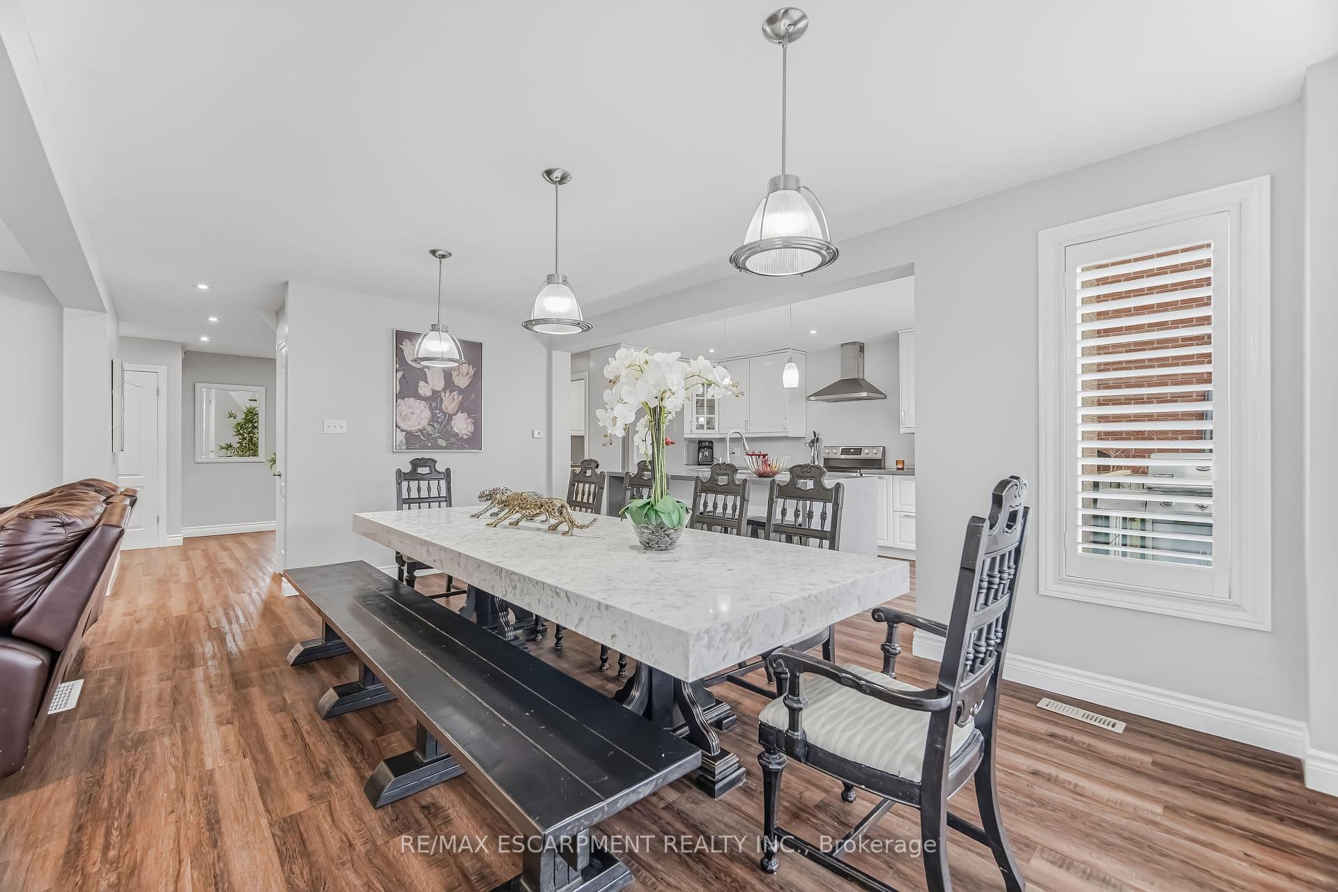 Photo 11 of 3332 Testimony Square, Mississauga, Fairview — HOMEH