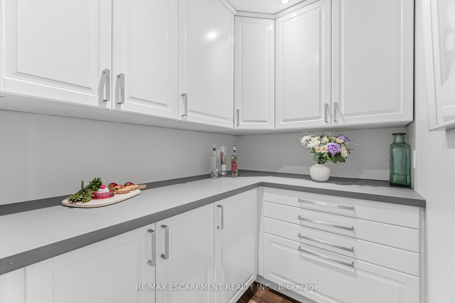Photo 17 of 3332 Testimony Square, Mississauga, Fairview — HOMEH