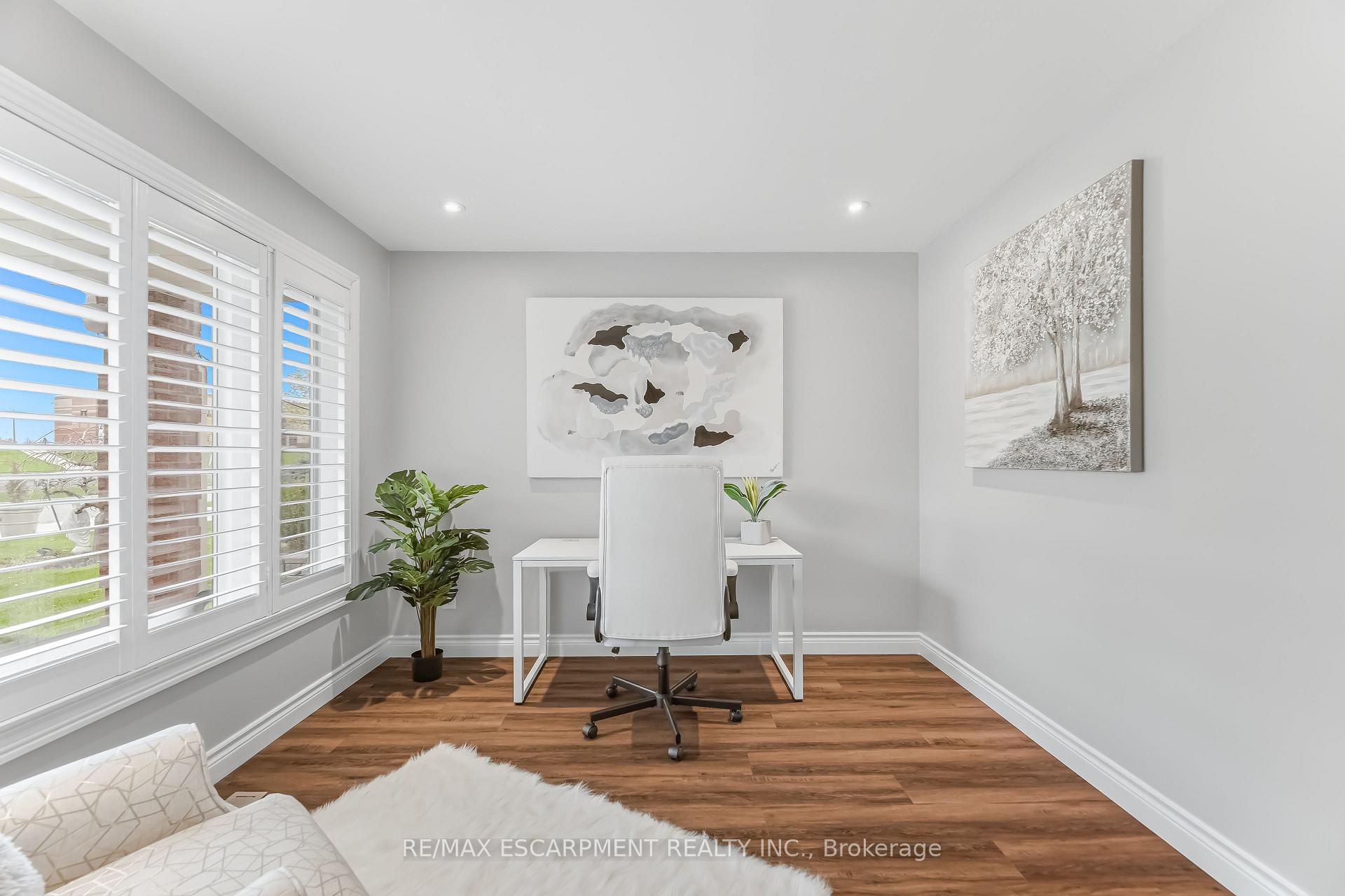 Photo 19 of 3332 Testimony Square, Mississauga, Fairview — HOMEH