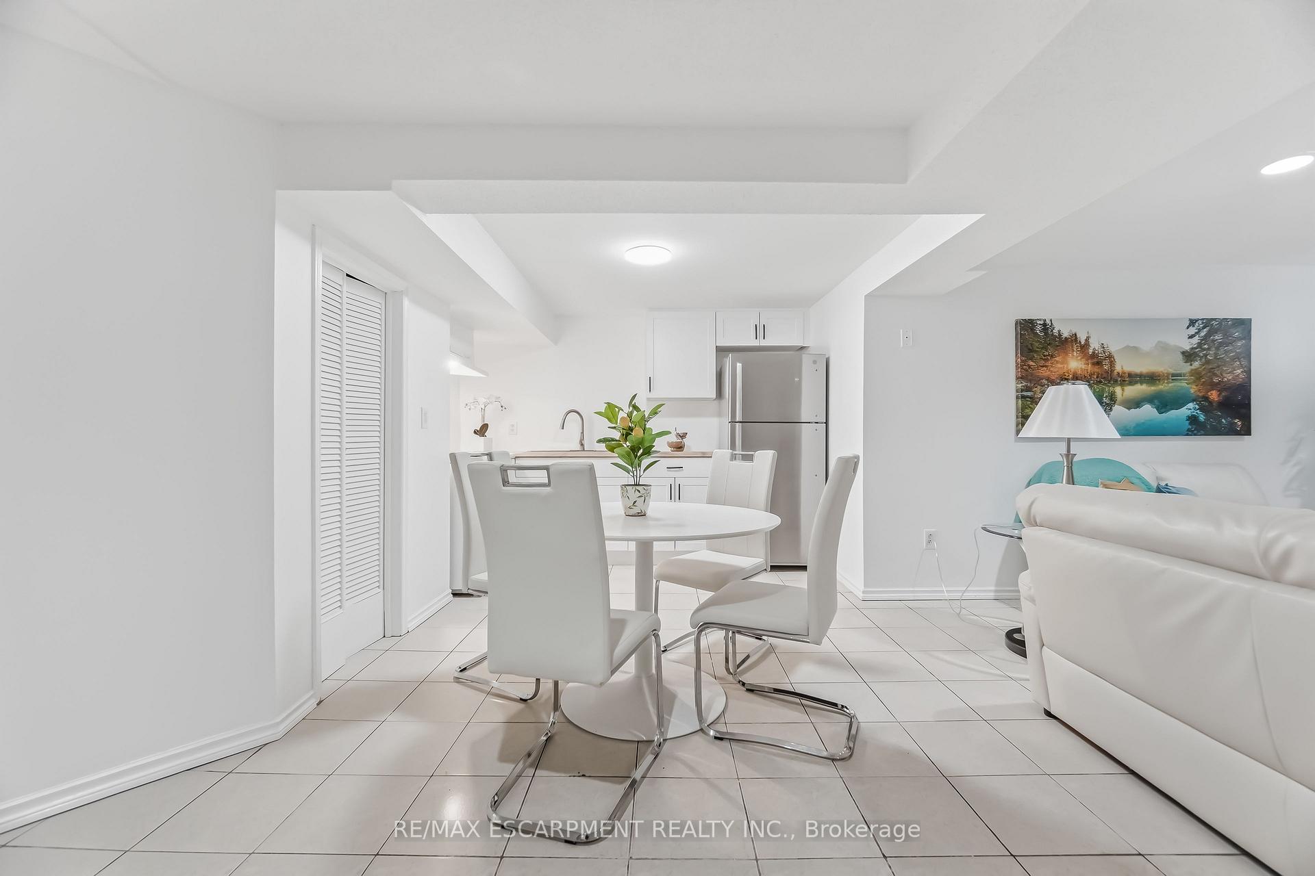 Photo 35 of 3332 Testimony Square, Mississauga, Fairview — HOMEH