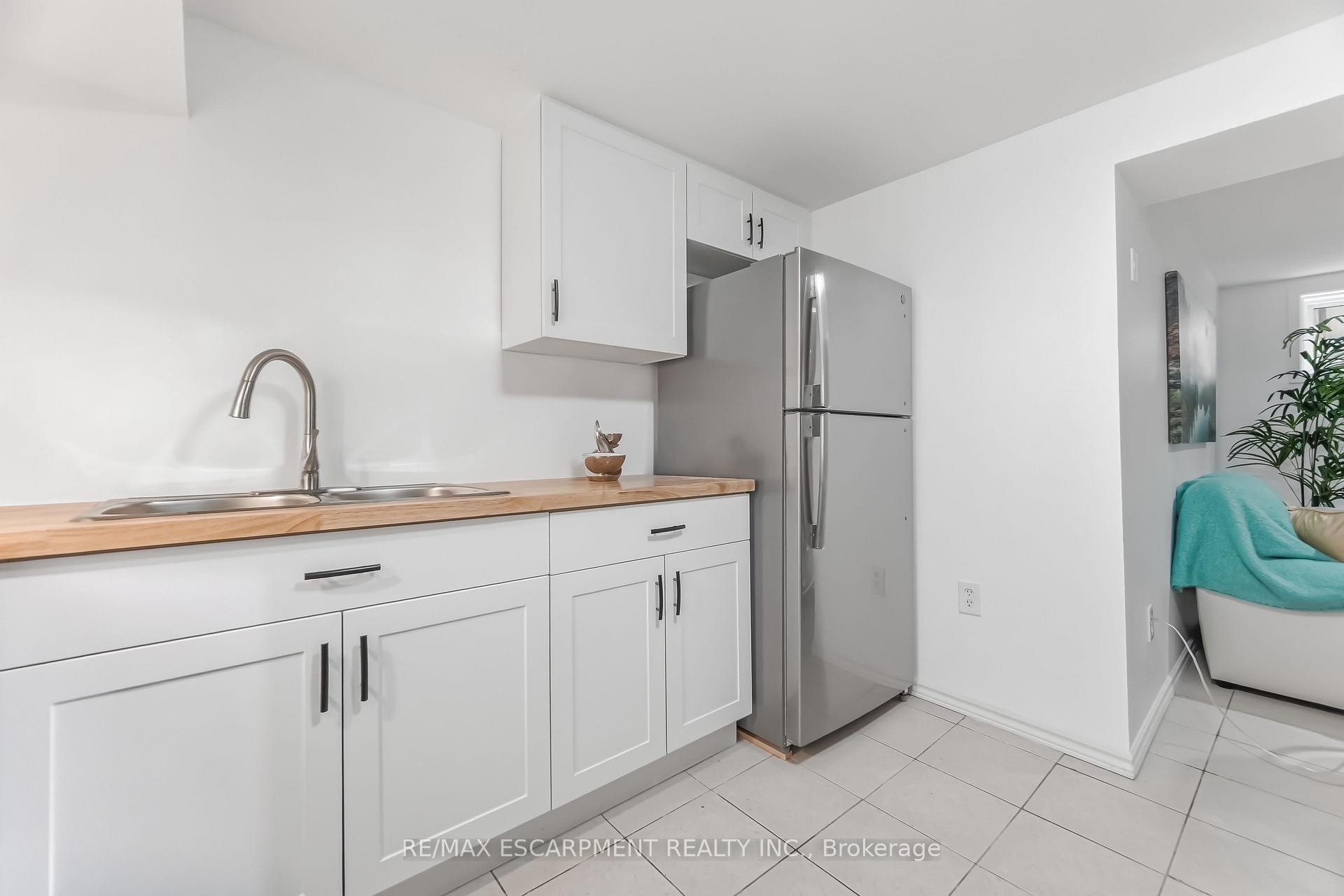 Photo 38 of 3332 Testimony Square, Mississauga, Fairview — HOMEH