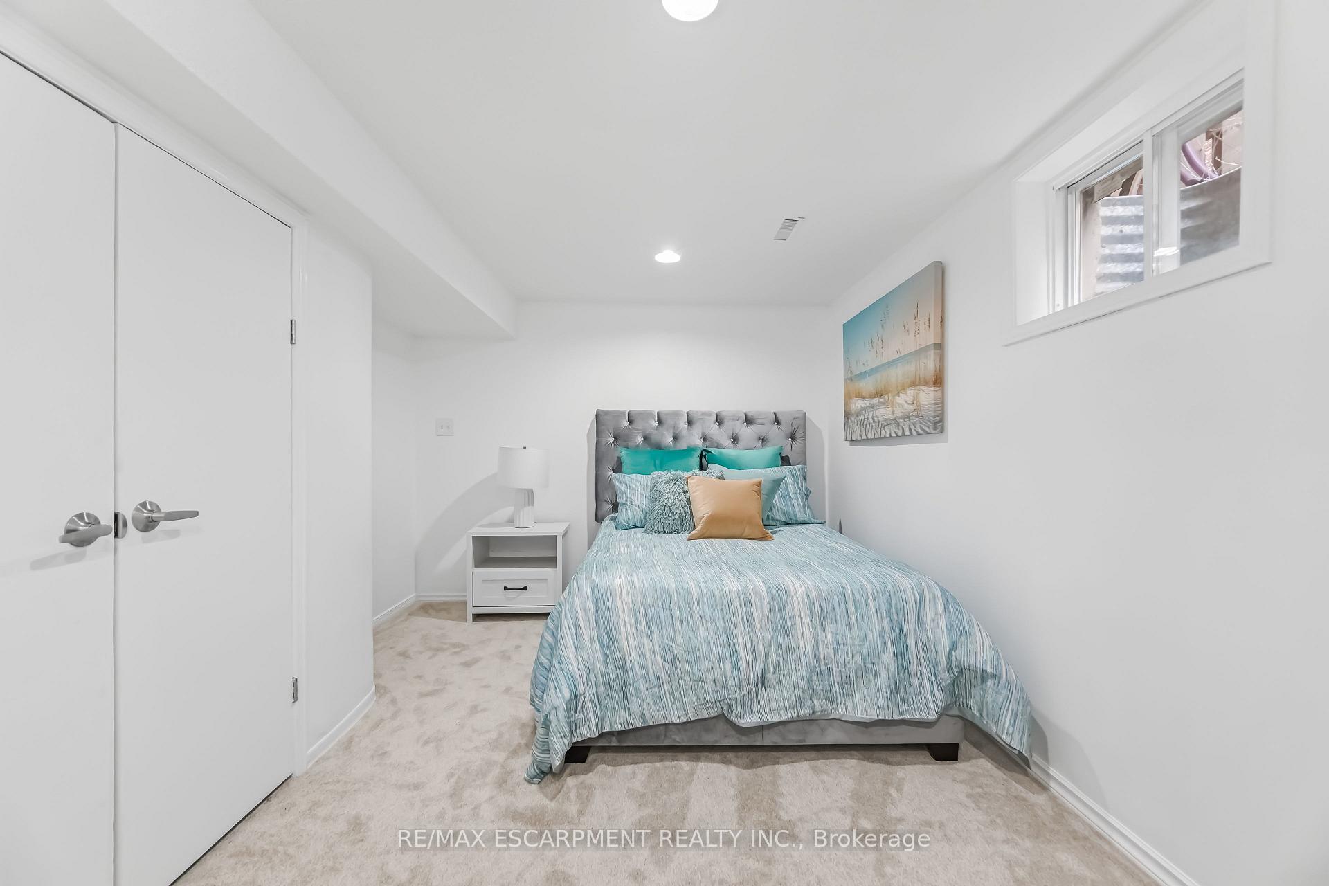 Photo 40 of 3332 Testimony Square, Mississauga, Fairview — HOMEH