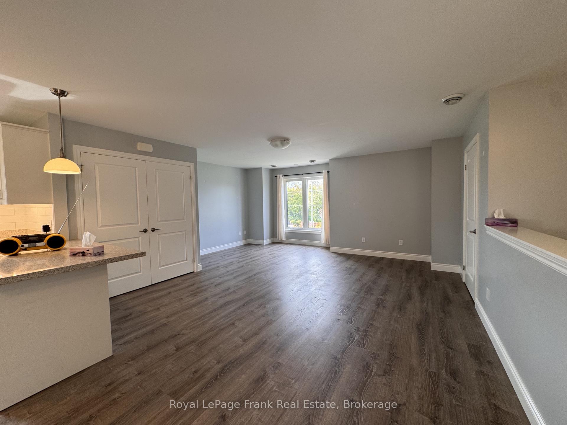 Photo 5 of 627 Bloor Street E, Oshawa, Farewell — HOMEH