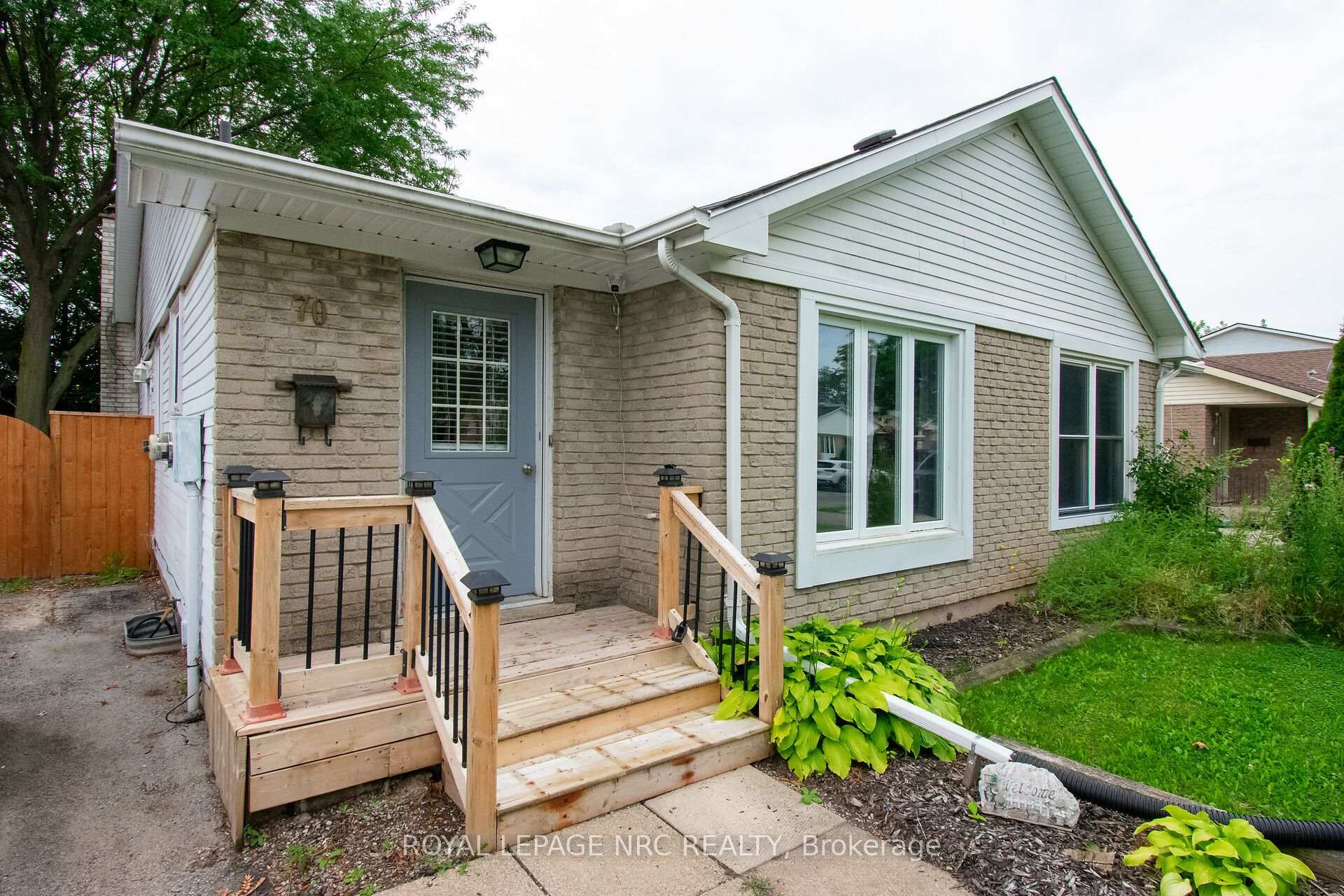 Photo 1 of 70 Oxford Street, St. Catharines, Secord Woods — HOMEH
