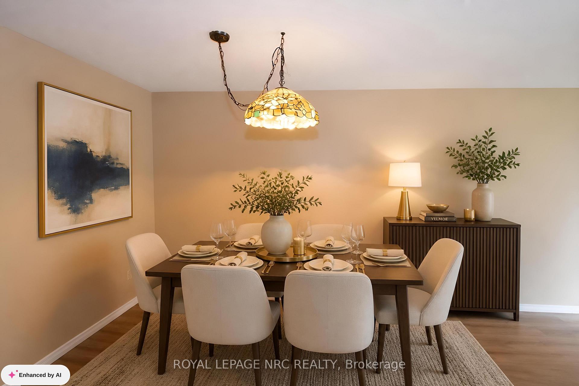 Photo 7 of 70 Oxford Street, St. Catharines, Secord Woods — HOMEH