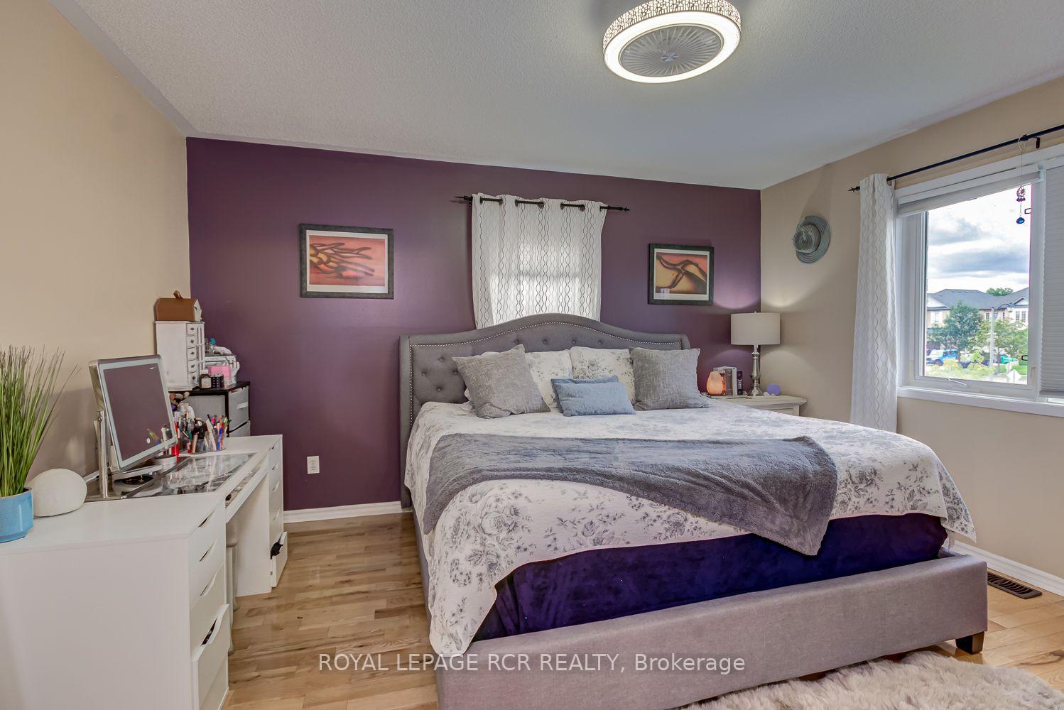 Photo 16 of 13 Silvervalley Drive, Caledon, Bolton North — HOMEH