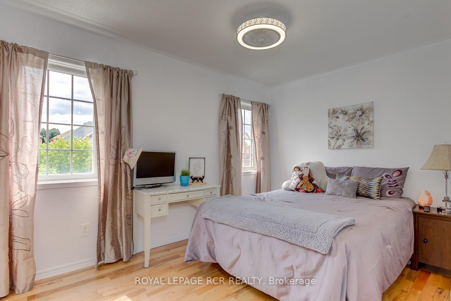Photo 19 of 13 Silvervalley Drive, Caledon, Bolton North — HOMEH