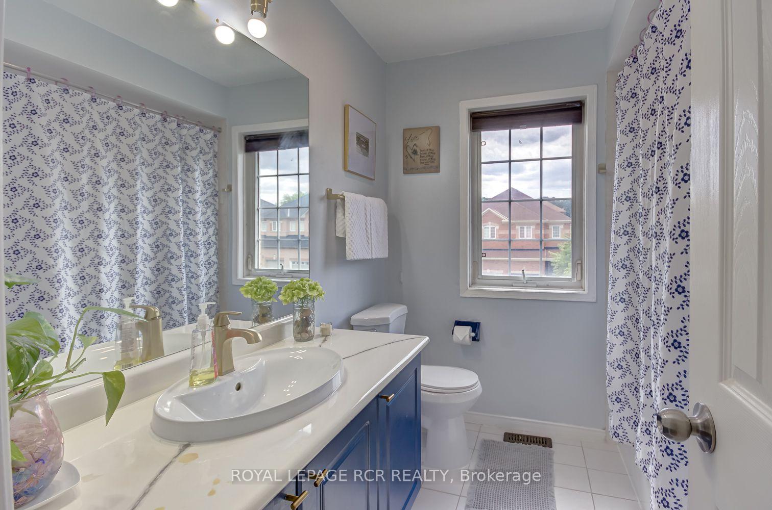 Photo 22 of 13 Silvervalley Drive, Caledon, Bolton North — HOMEH