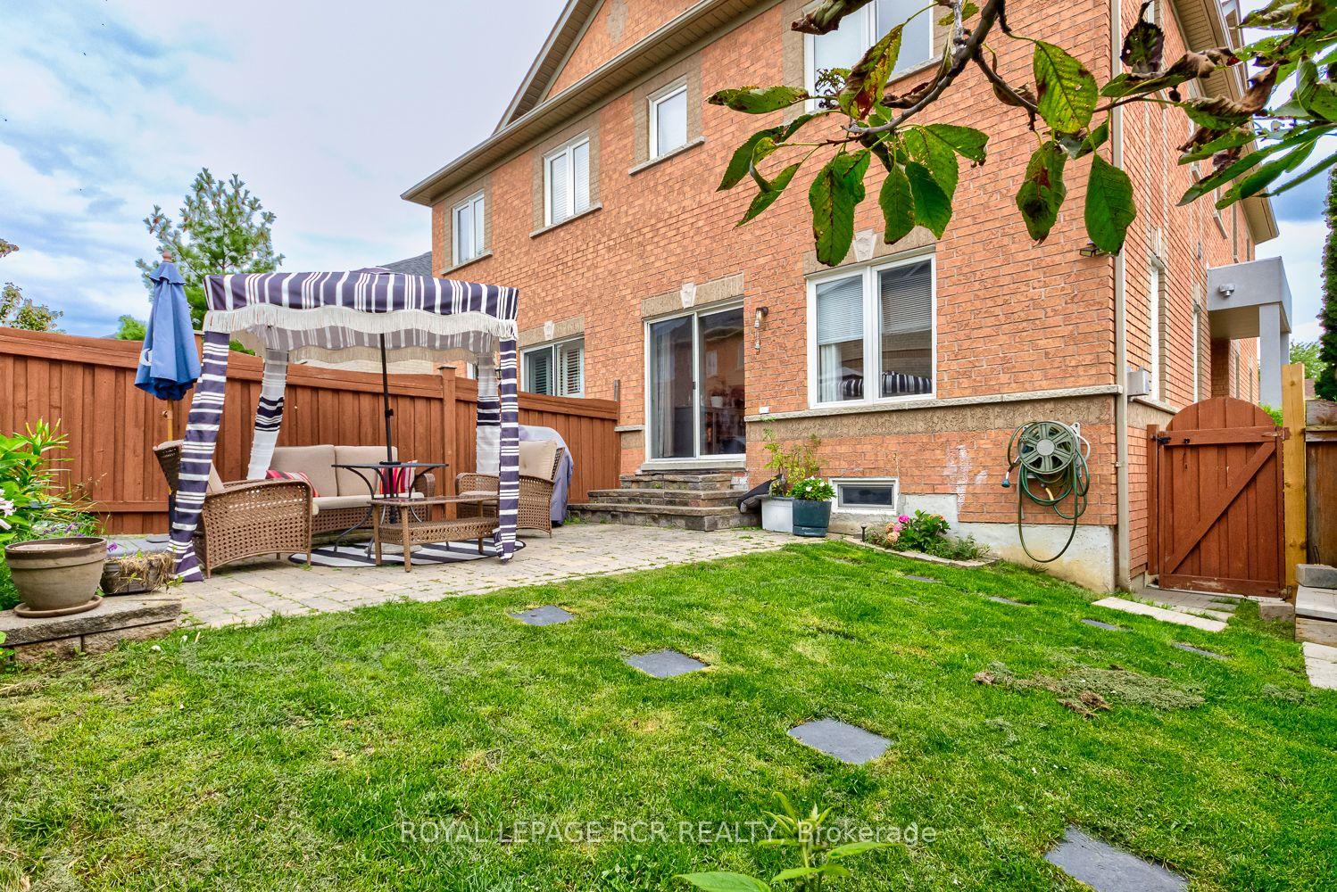Photo 29 of 13 Silvervalley Drive, Caledon, Bolton North — HOMEH