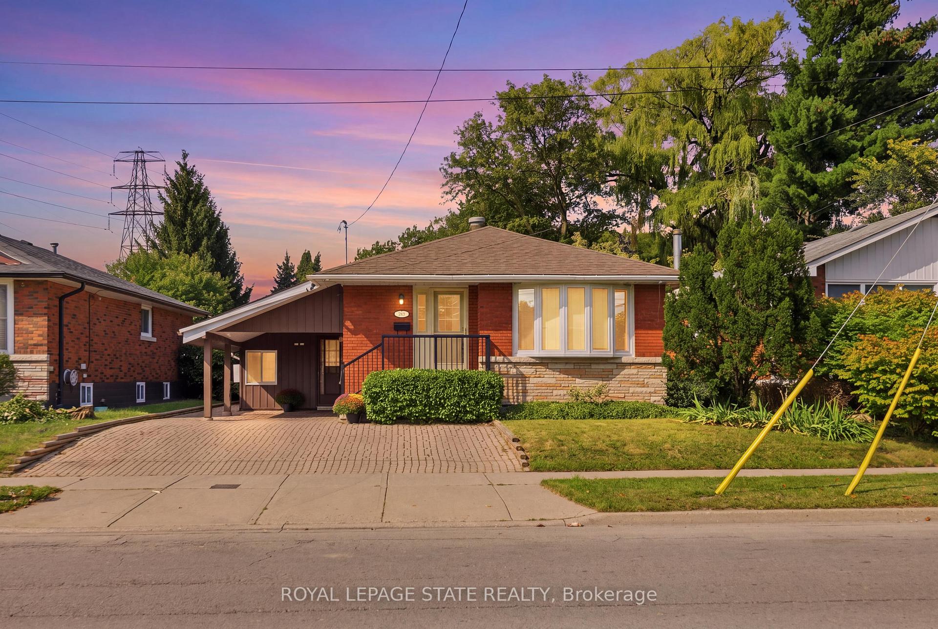 Photo 1 of 304 Whitney Avenue, Hamilton, Ainslie Wood — HOMEH