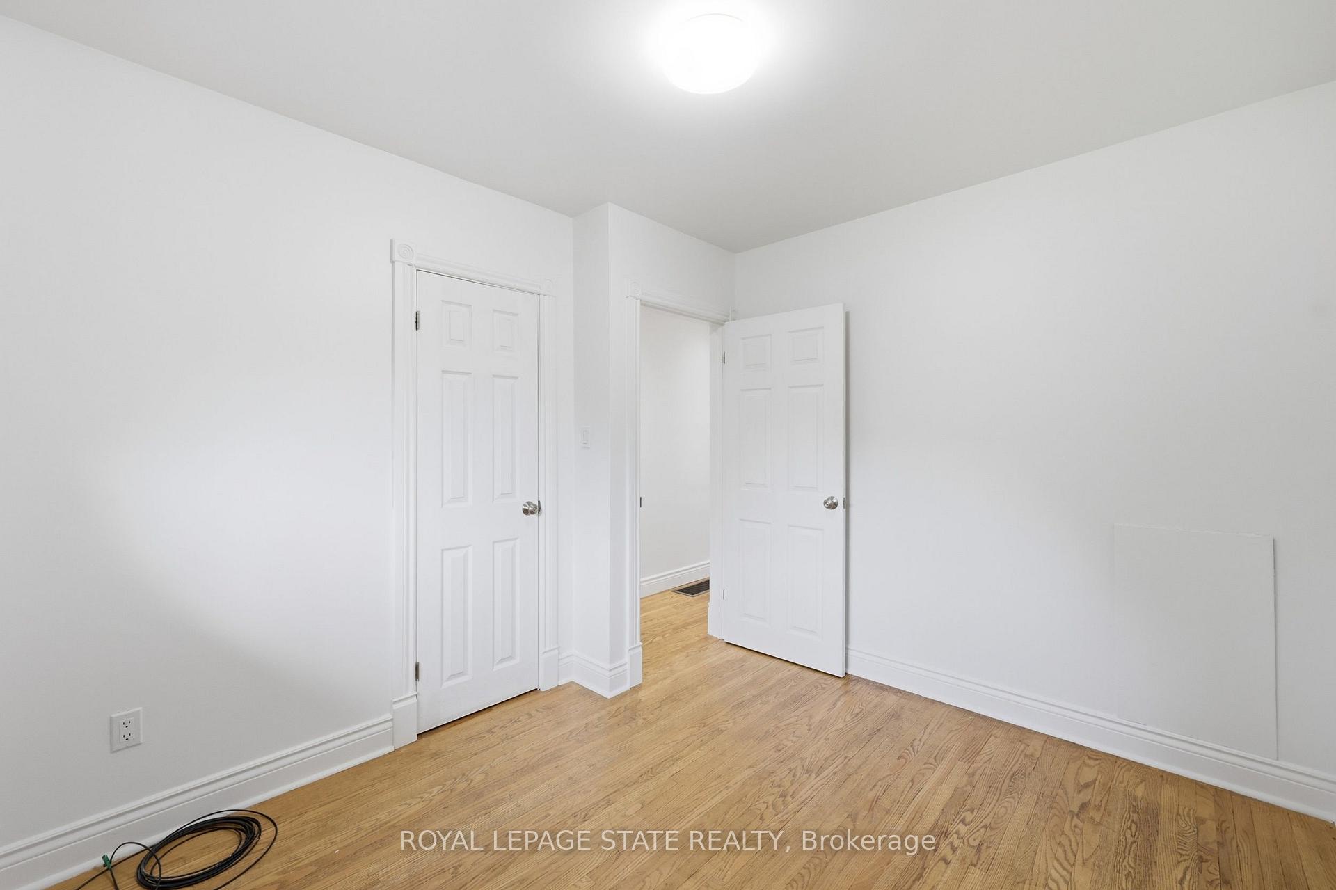 Photo 21 of 304 Whitney Avenue, Hamilton, Ainslie Wood — HOMEH