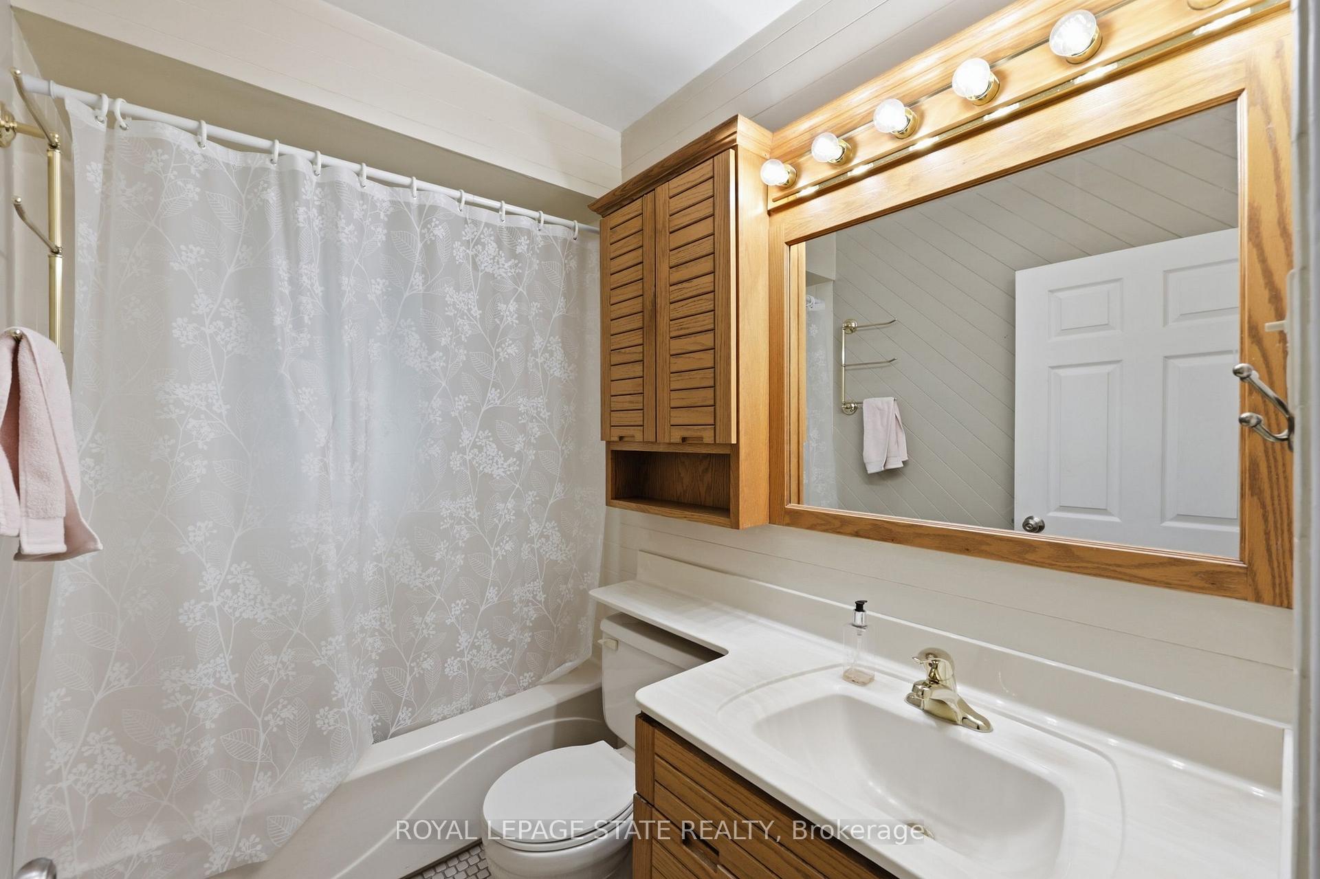 Photo 24 of 304 Whitney Avenue, Hamilton, Ainslie Wood — HOMEH