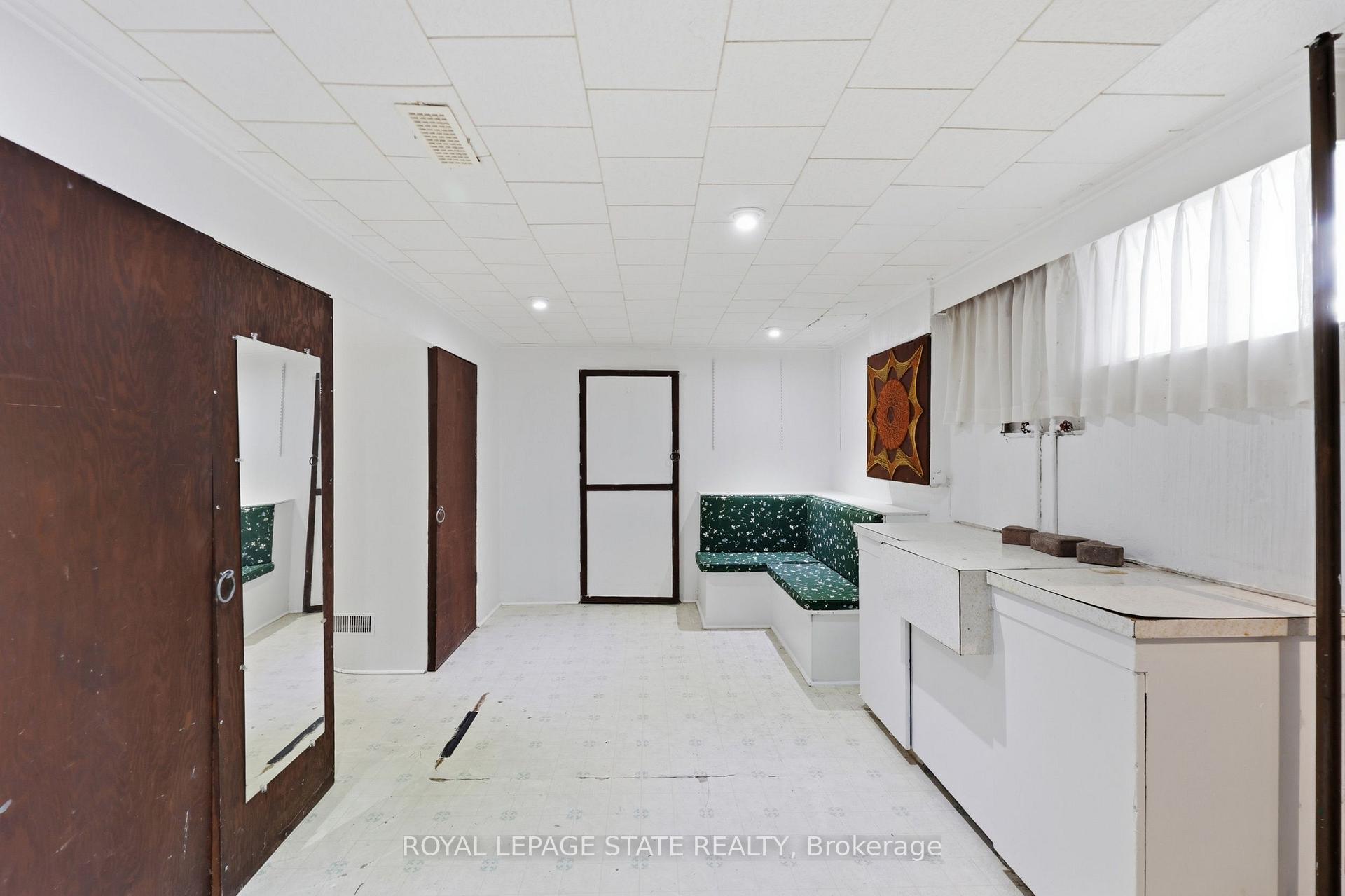 Photo 29 of 304 Whitney Avenue, Hamilton, Ainslie Wood — HOMEH