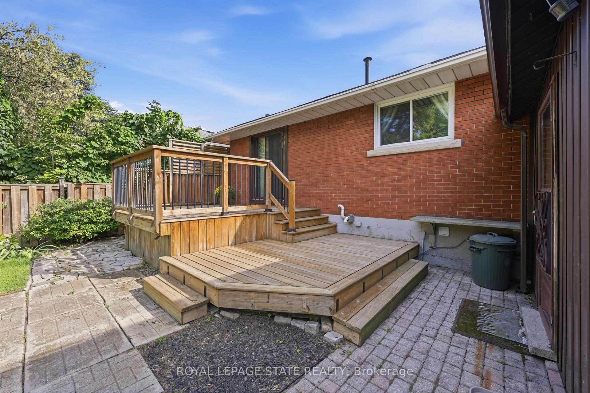 Photo 42 of 304 Whitney Avenue, Hamilton, Ainslie Wood — HOMEH